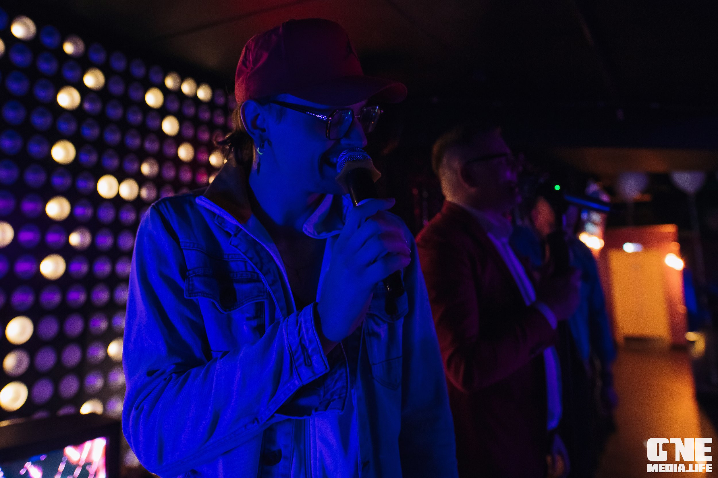 Фоторепортаж из караоке-клуба Эйфория. One Media Life: фоторепортажи, фотоотчеты с мероприятий и заведений