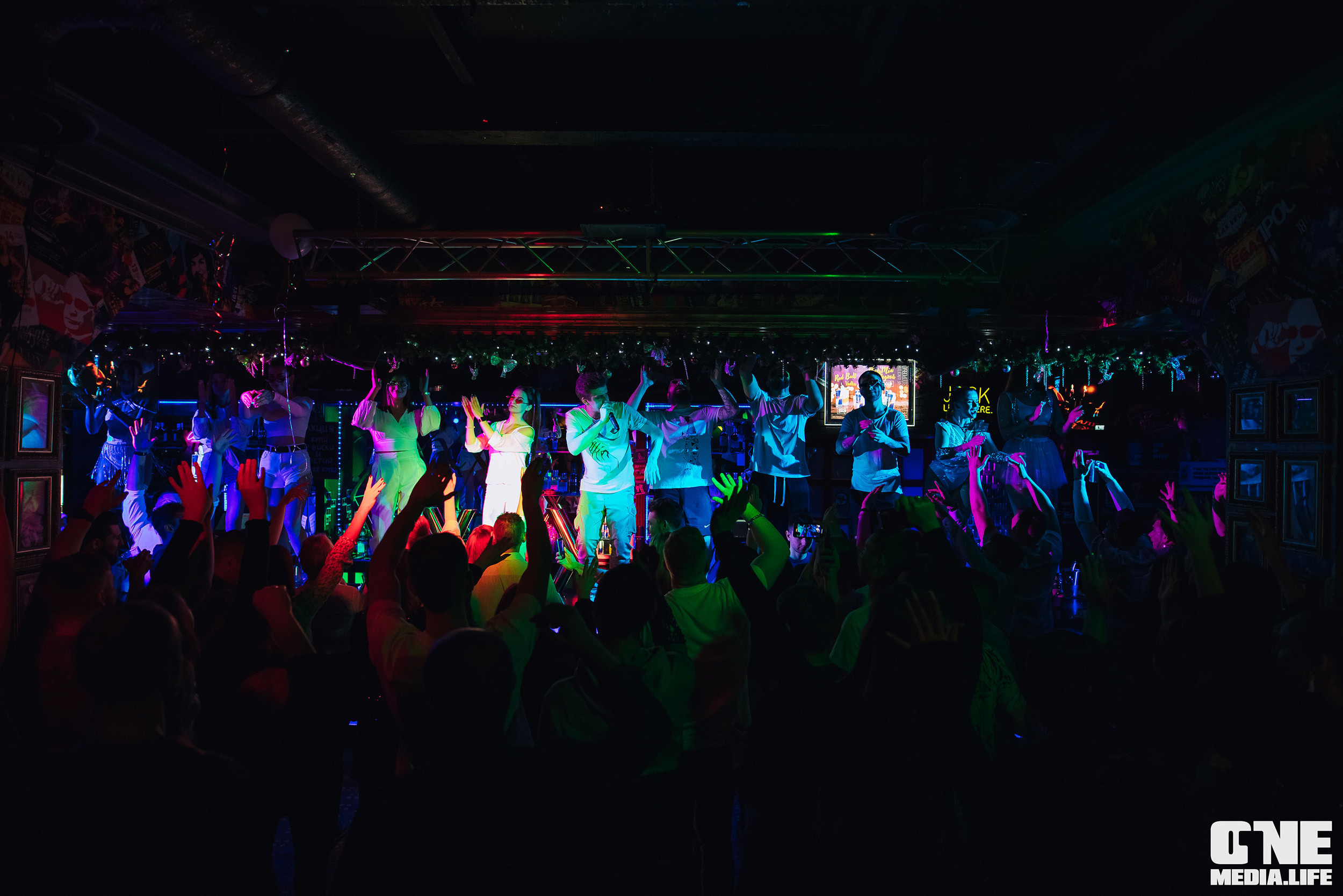 Фоторепортаж из экстрим бара XxxX. One Media Life: фоторепортажи, фотоотчеты с мероприятий и заведений