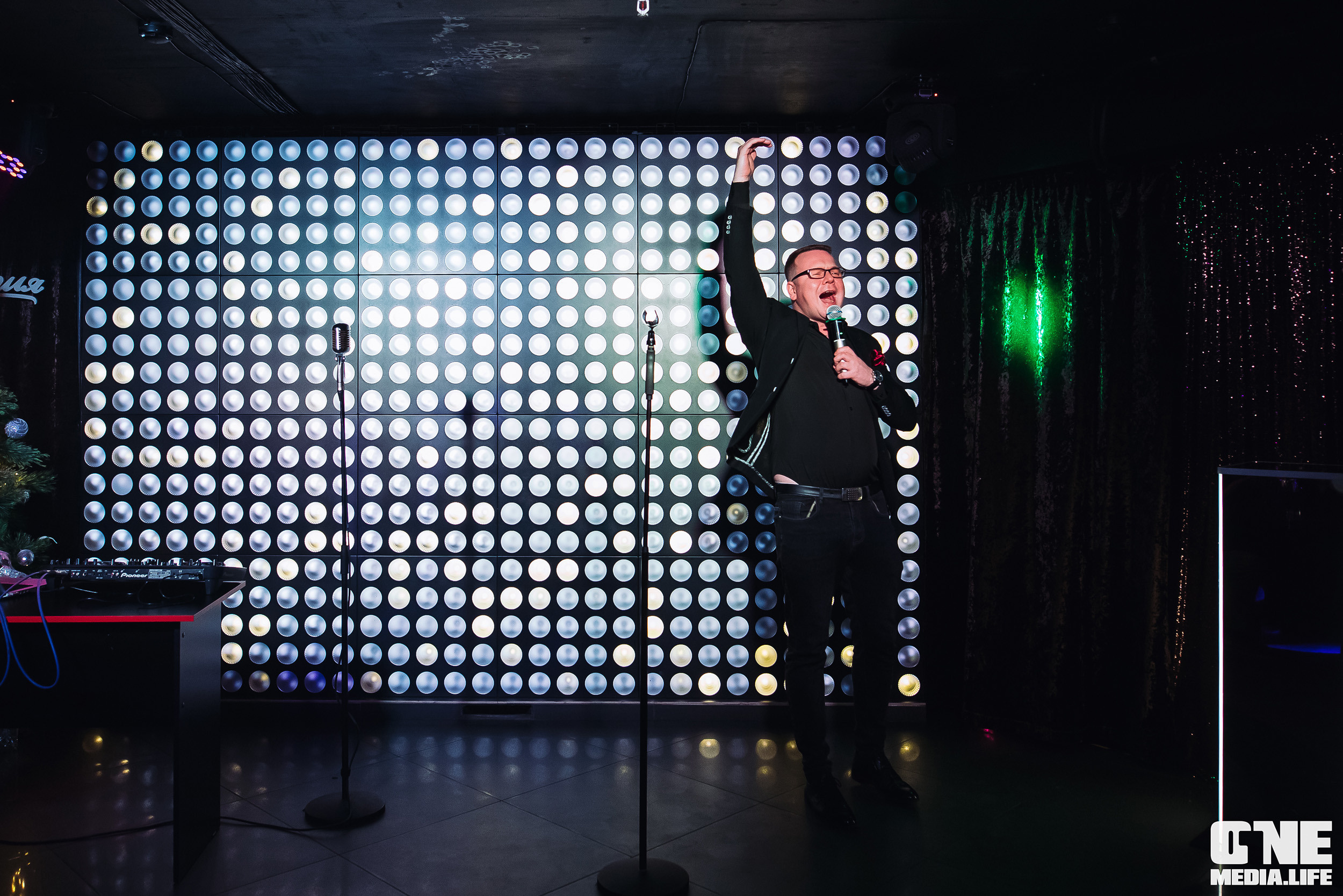 Фоторепортаж из караоке-клуба Эйфория. One Media Life: фоторепортажи, фотоотчеты с мероприятий и заведений