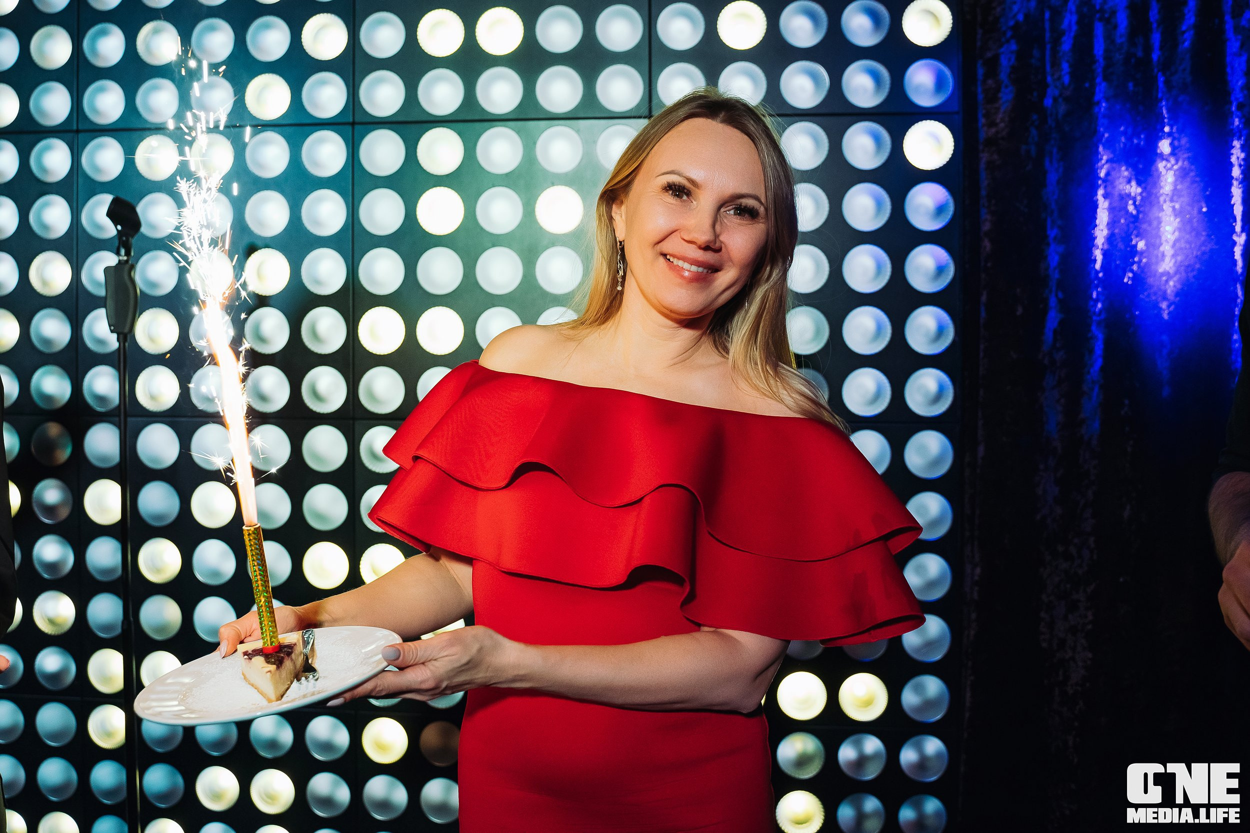 Фоторепортаж из караоке-клуба Эйфория. One Media Life: фоторепортажи, фотоотчеты с мероприятий и заведений