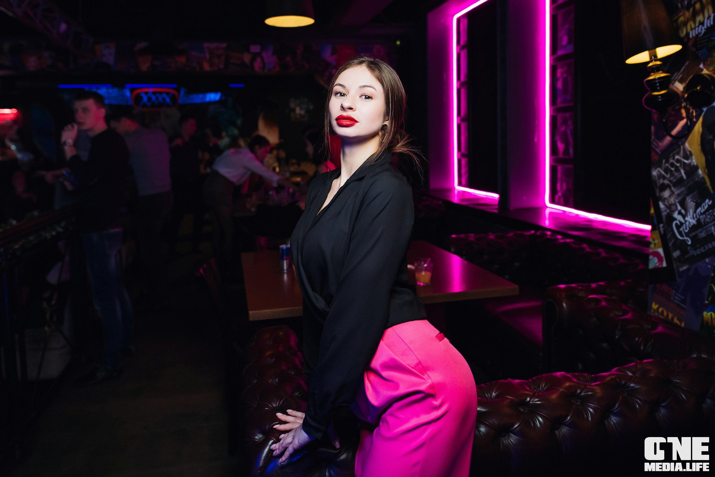 Фоторепортаж из бара XxxX. One Media Life: фоторепортажи, фотоотчеты с мероприятий и заведений