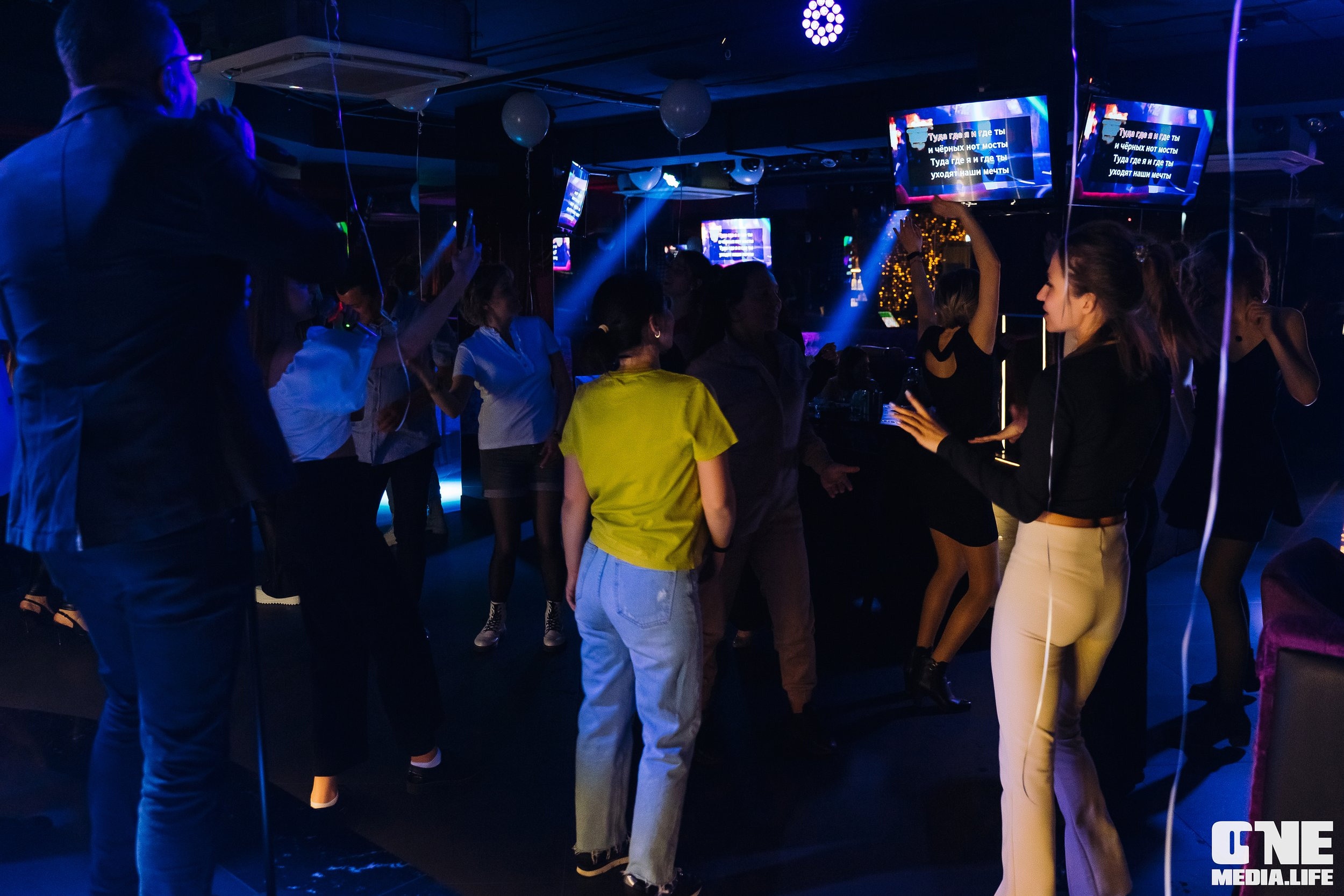 Фоторепортаж из караоке-клуба Эйфория. One Media Life: фоторепортажи, фотоотчеты с мероприятий и заведений