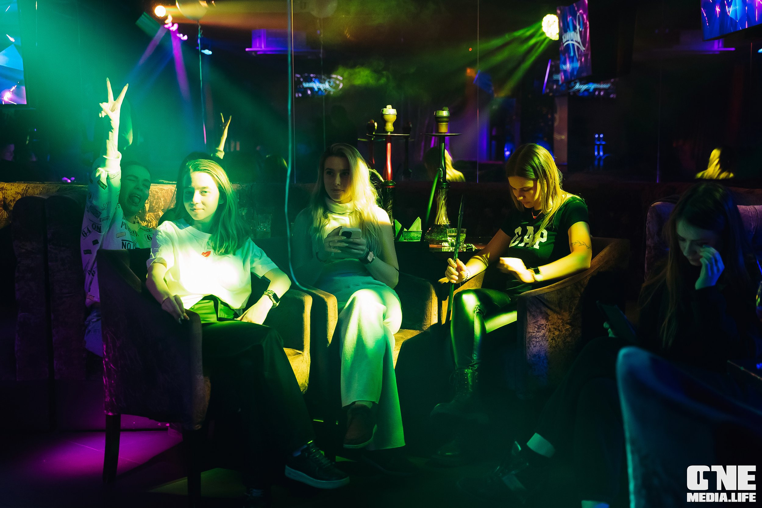 Фоторепортаж из караоке-клуба Эйфория. One Media Life: фоторепортажи, фотоотчеты с мероприятий и заведений
