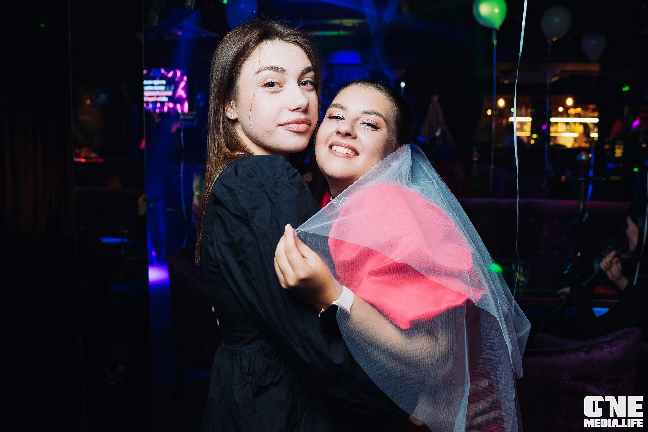 Фоторепортаж из караоке-клуба Эйфория. One Media Life: фоторепортажи, фотоотчеты с мероприятий и заведений