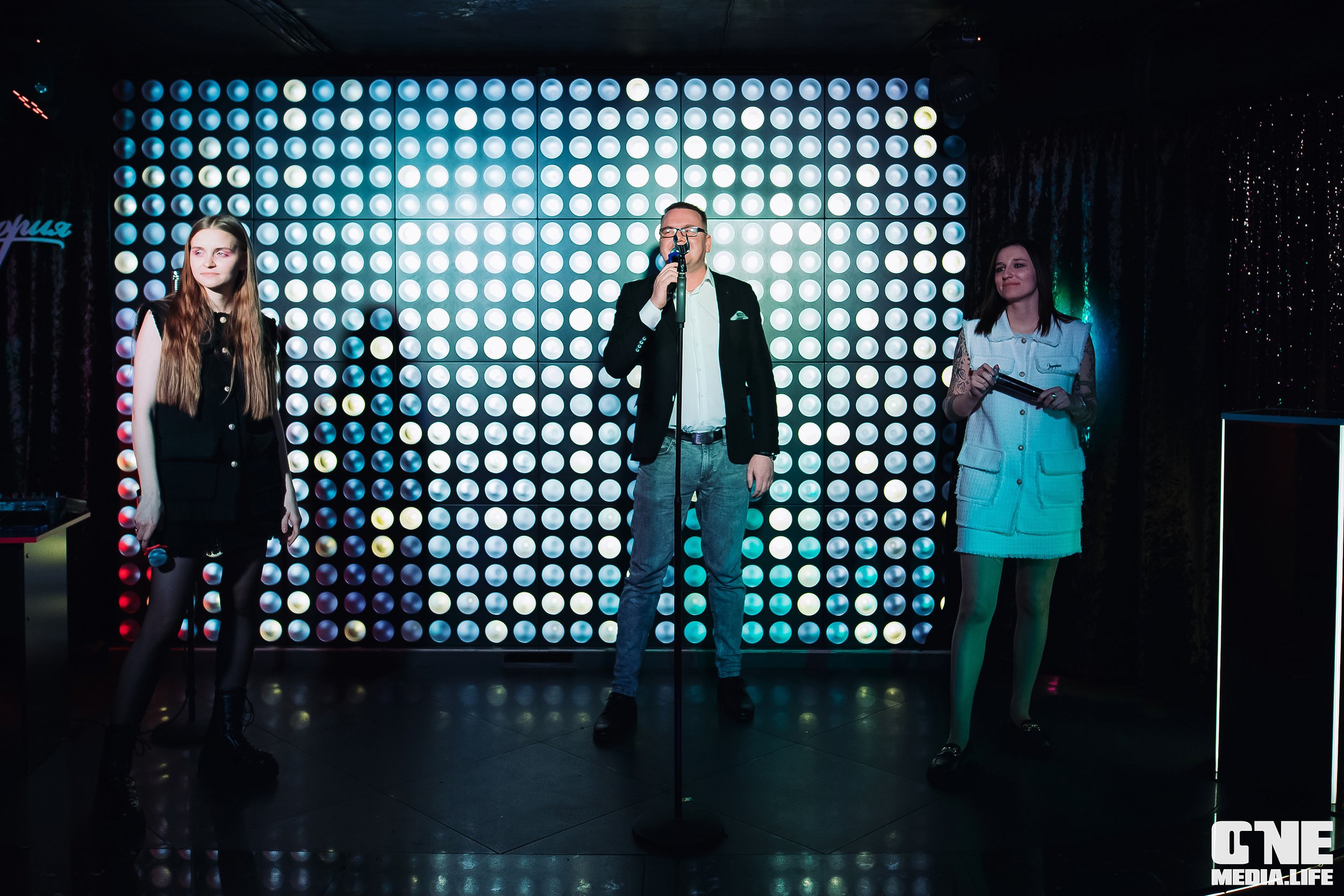Фоторепортаж из караоке-клуба Эйфория. One Media Life: фоторепортажи, фотоотчеты с мероприятий и заведений