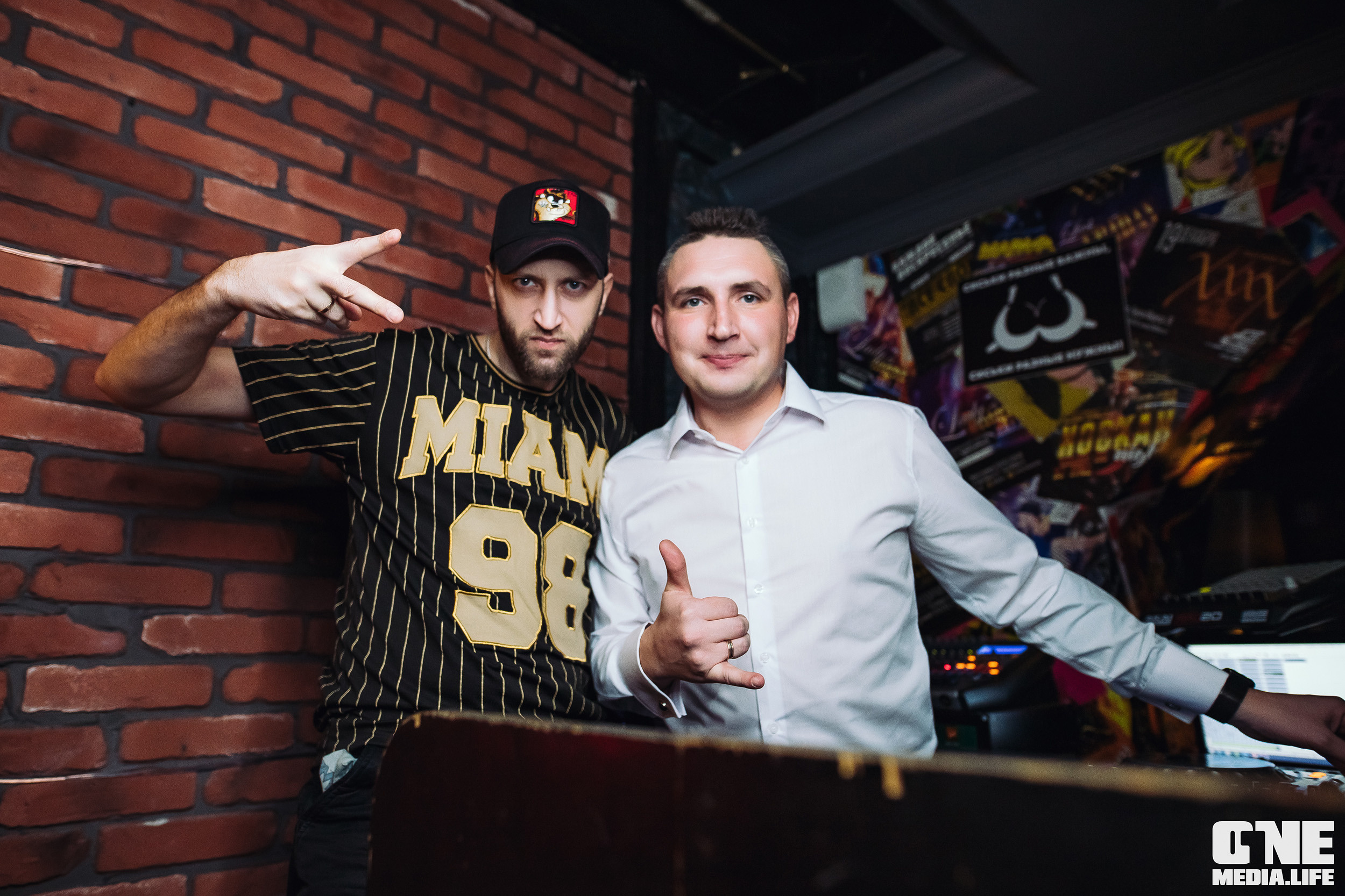 Фоторепортаж из экстрим бара XxxX. One Media Life: фоторепортажи, фотоотчеты с мероприятий и заведений