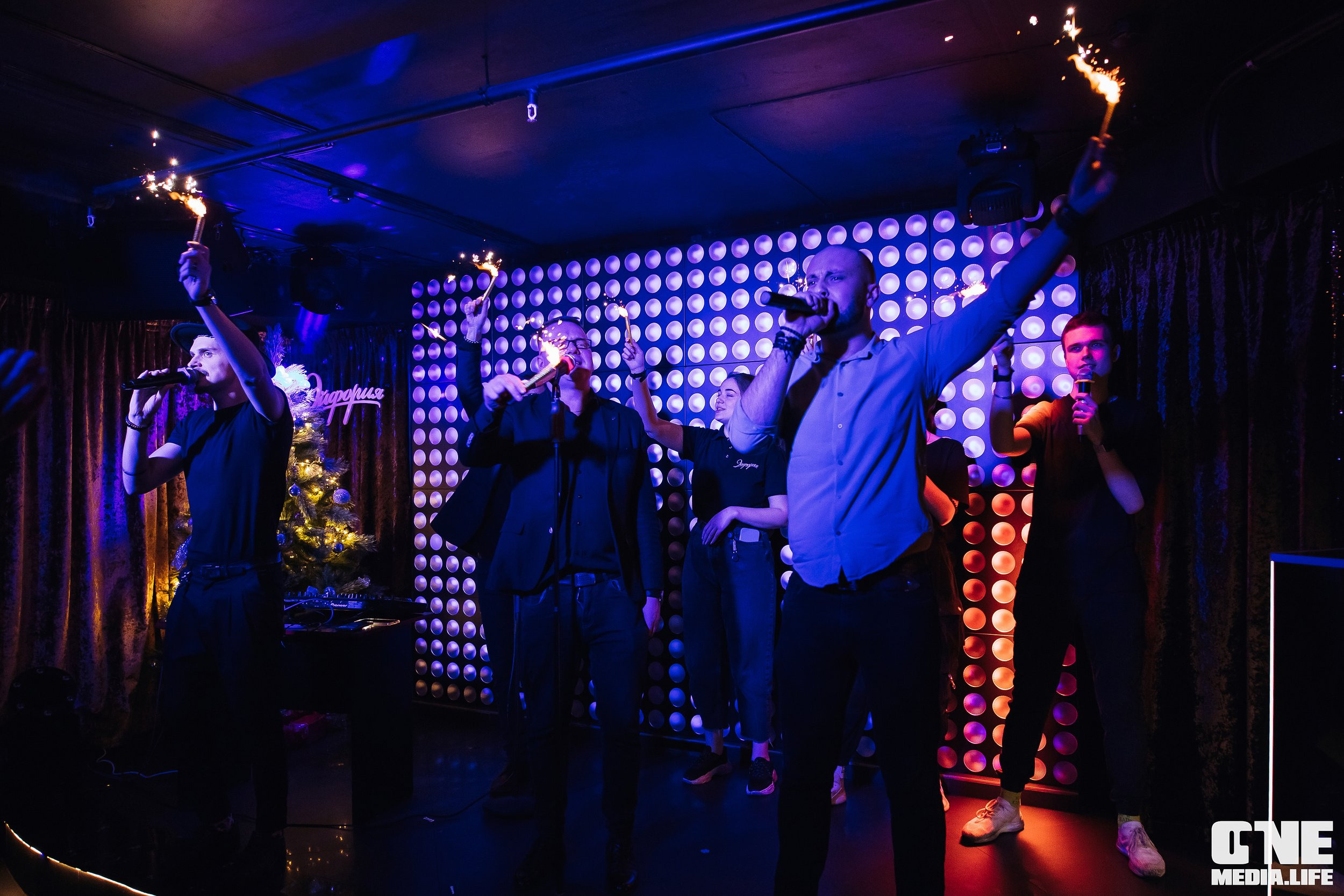 Фоторепортаж из караоке-клуба Эйфория. One Media Life: фоторепортажи, фотоотчеты с мероприятий и заведений