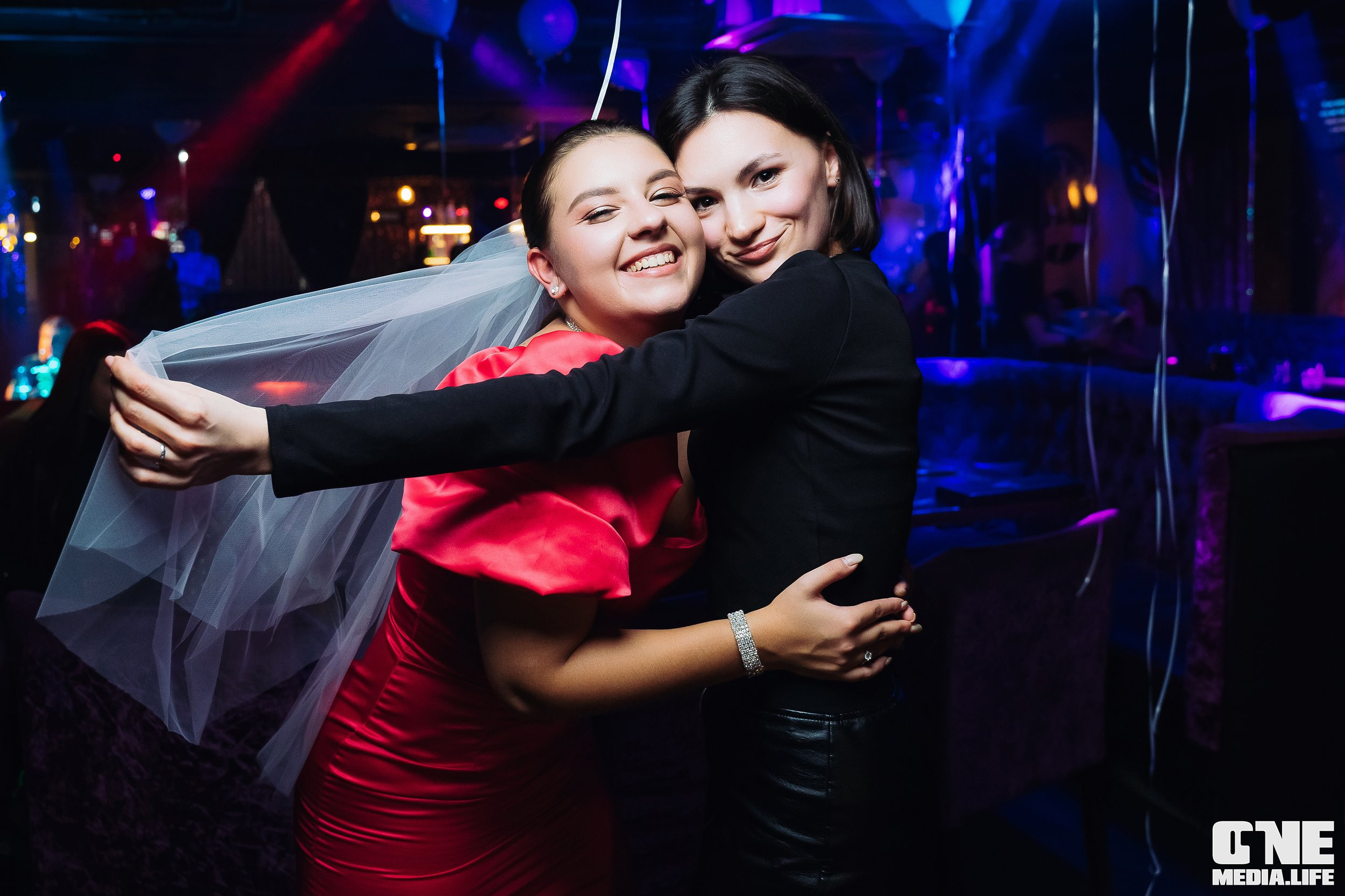 Фоторепортаж из караоке-клуба Эйфория. One Media Life: фоторепортажи, фотоотчеты с мероприятий и заведений