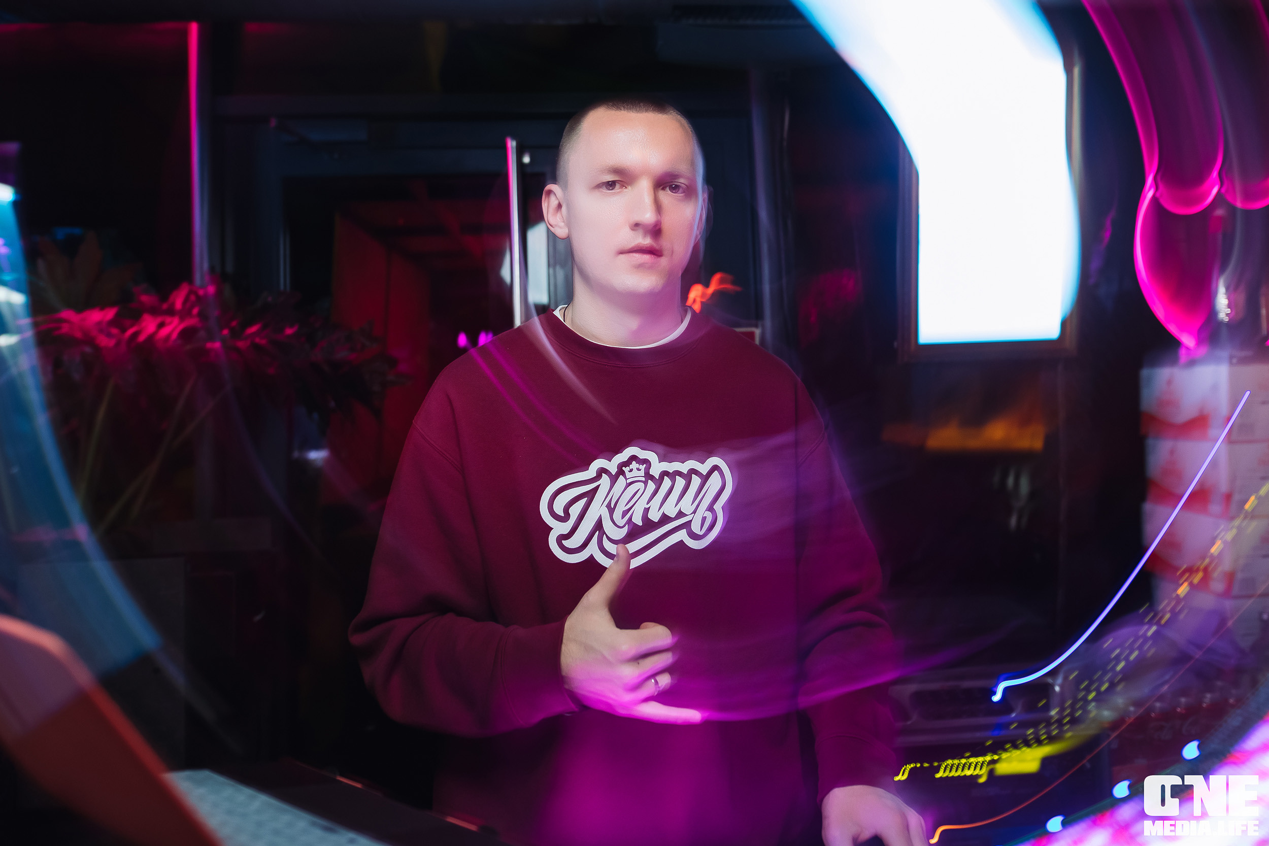 Фоторепортаж из DoubleU. One Media Life: фоторепортажи, фотоотчеты с мероприятий и заведений