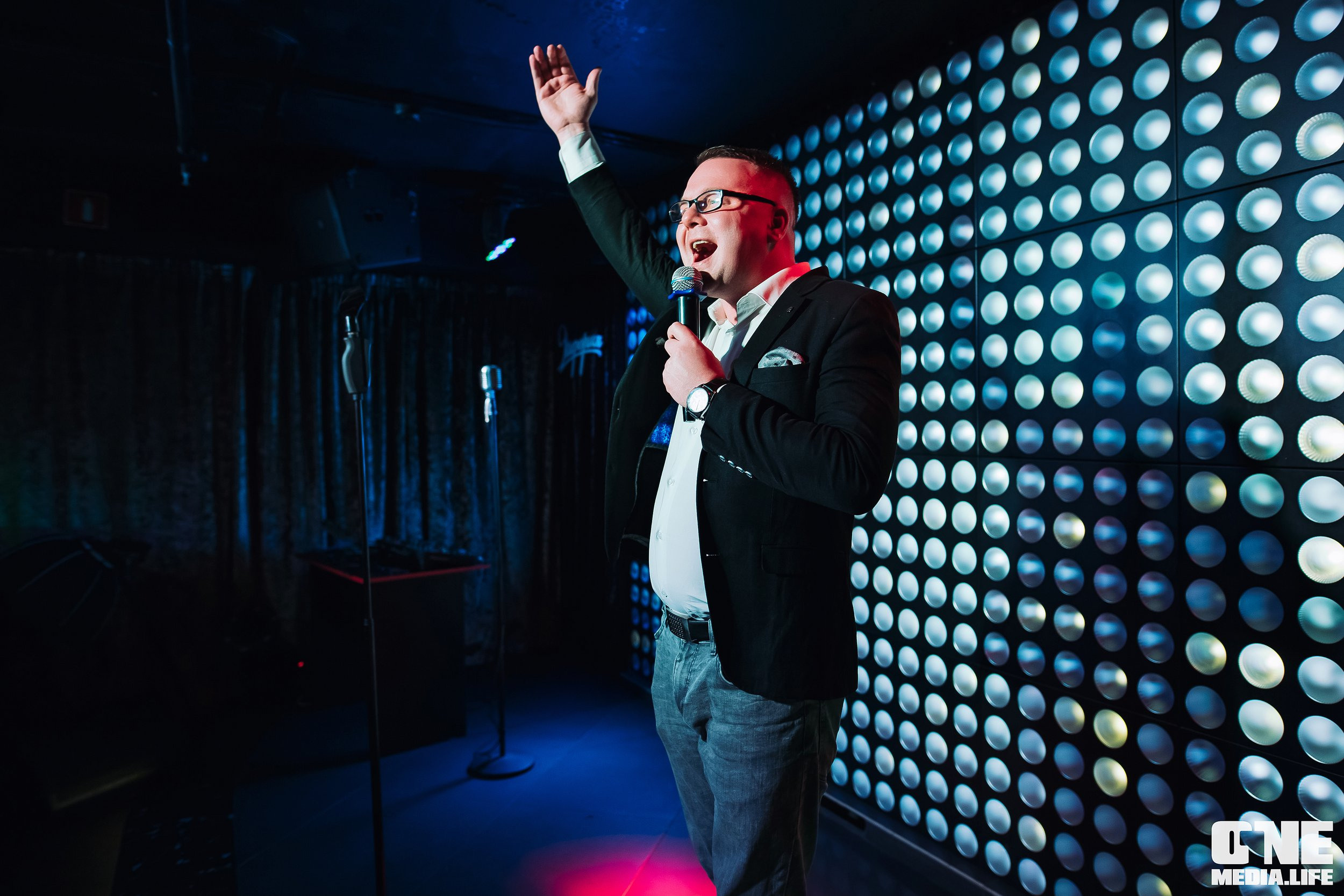 Фоторепортаж из караоке-клуба Эйфория. One Media Life: фоторепортажи, фотоотчеты с мероприятий и заведений
