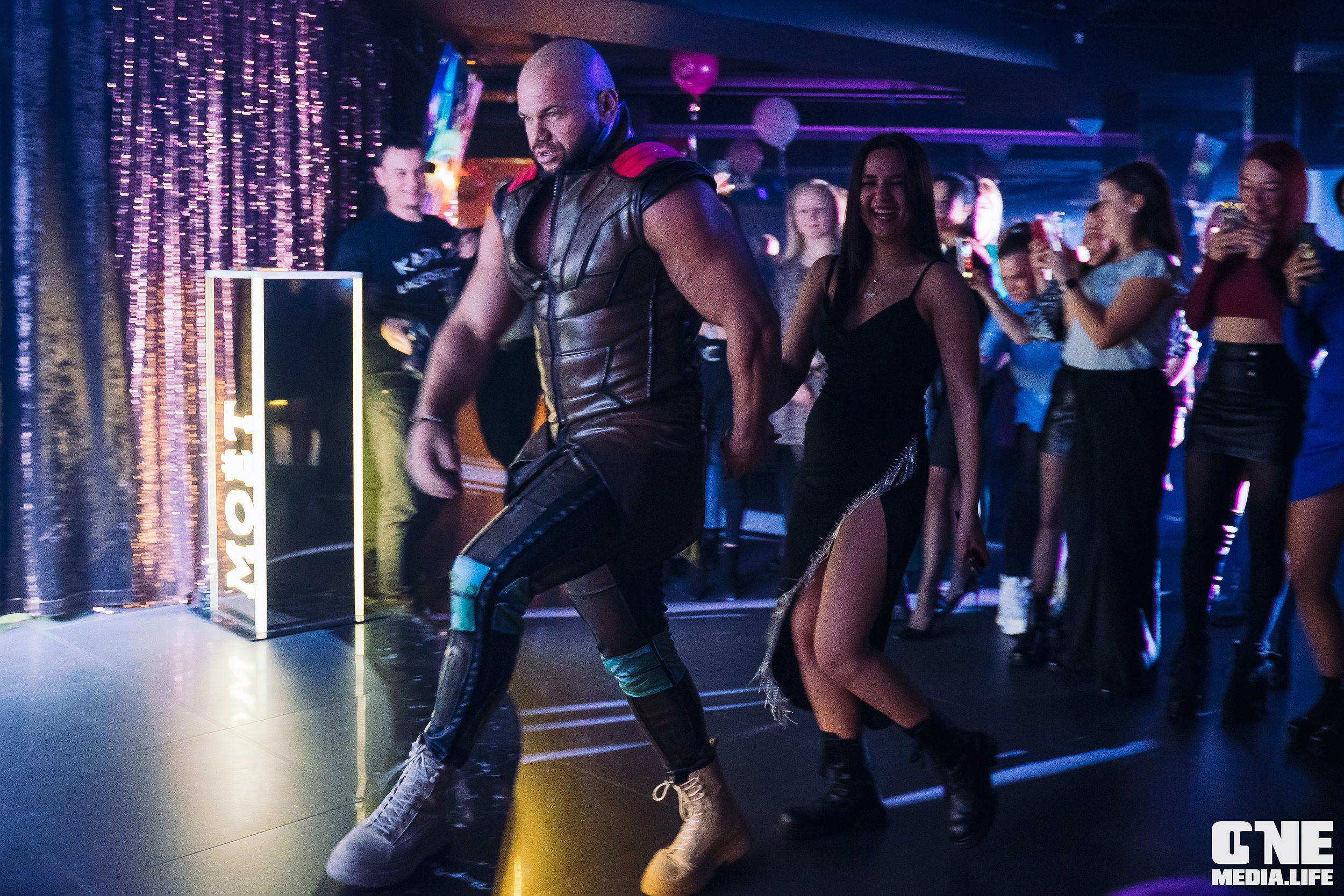 Фоторепортаж из караоке-клуба Эйфория. One Media Life: фоторепортажи, фотоотчеты с мероприятий и заведений