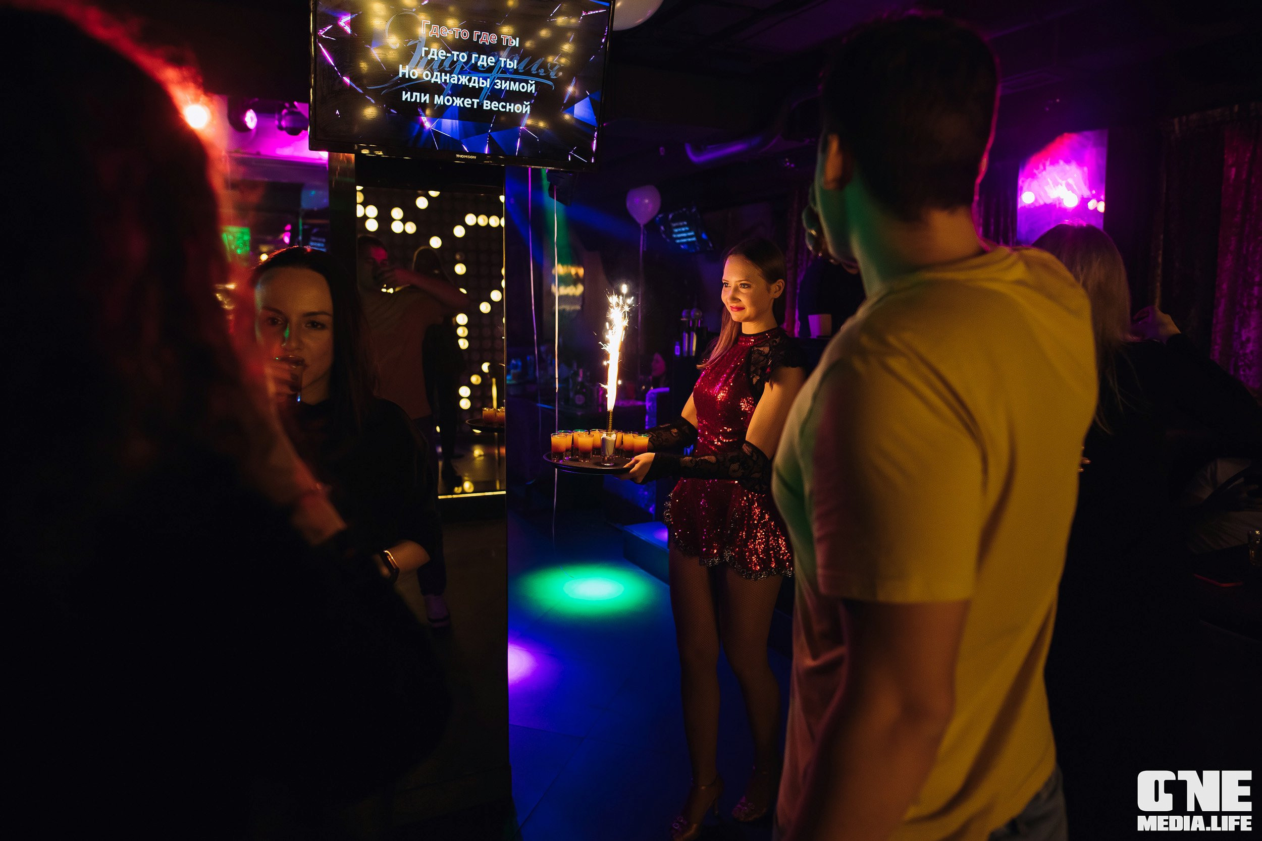 Фоторепортаж из караоке-клубе Эйфория. One Media Life: фоторепортажи, фотоотчеты с мероприятий и заведений