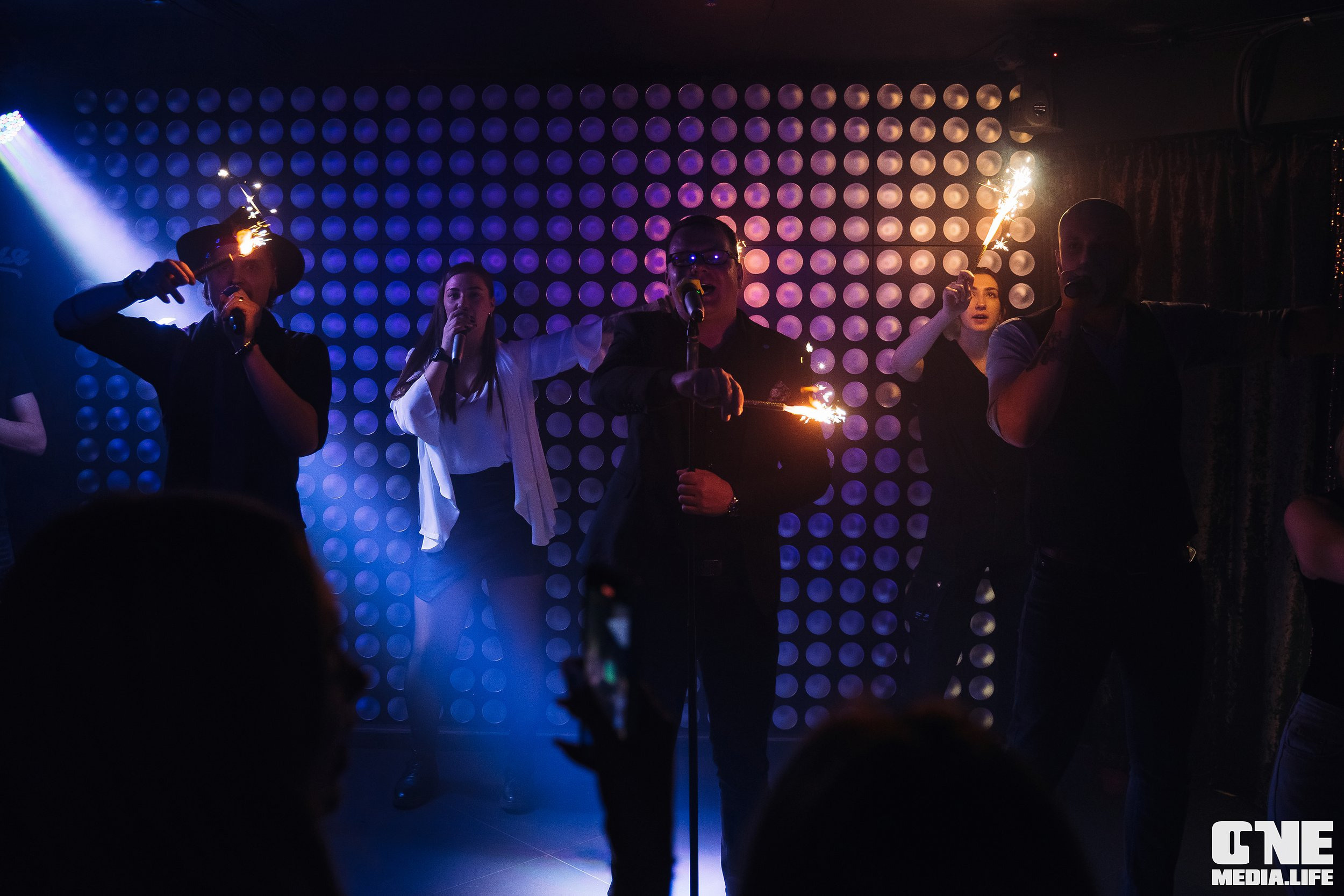 Фоторепортаж из караоке-клуба Эйфория. One Media Life: фоторепортажи, фотоотчеты с мероприятий и заведений