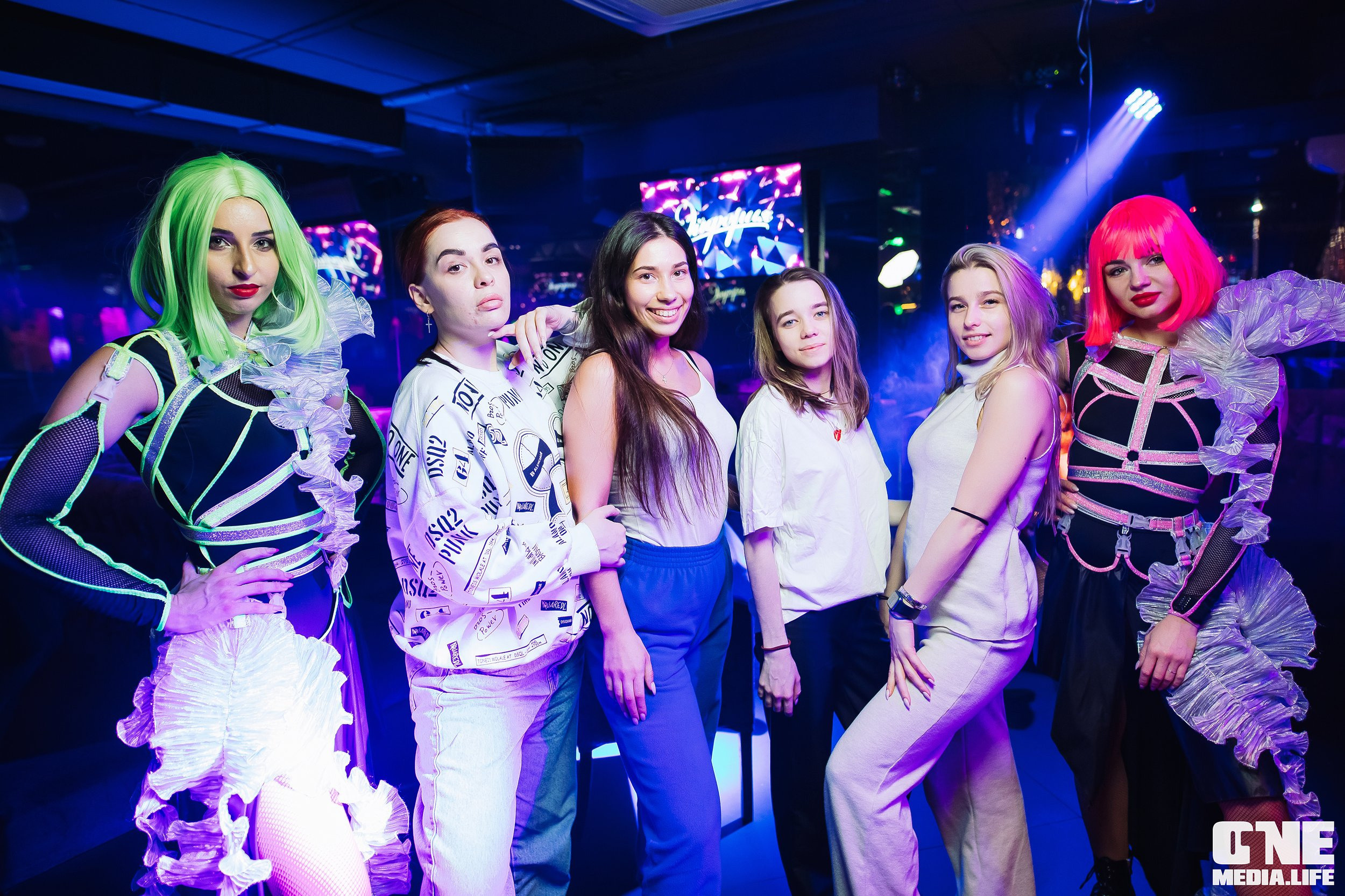 Фоторепортаж из караоке-клуба Эйфория. One Media Life: фоторепортажи, фотоотчеты с мероприятий и заведений