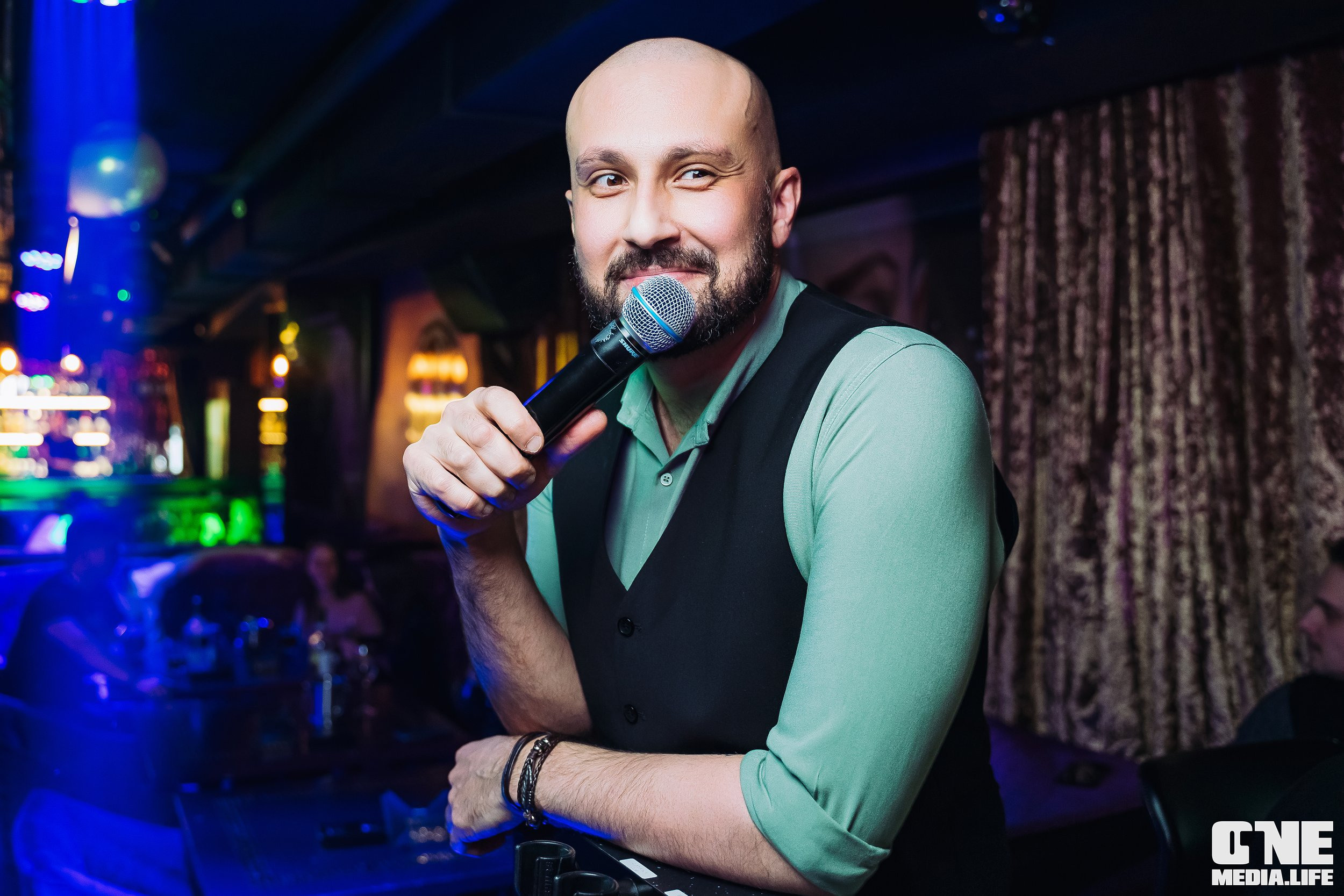 Фоторепортаж из караоке-клуба Эйфория. One Media Life: фоторепортажи, фотоотчеты с мероприятий и заведений