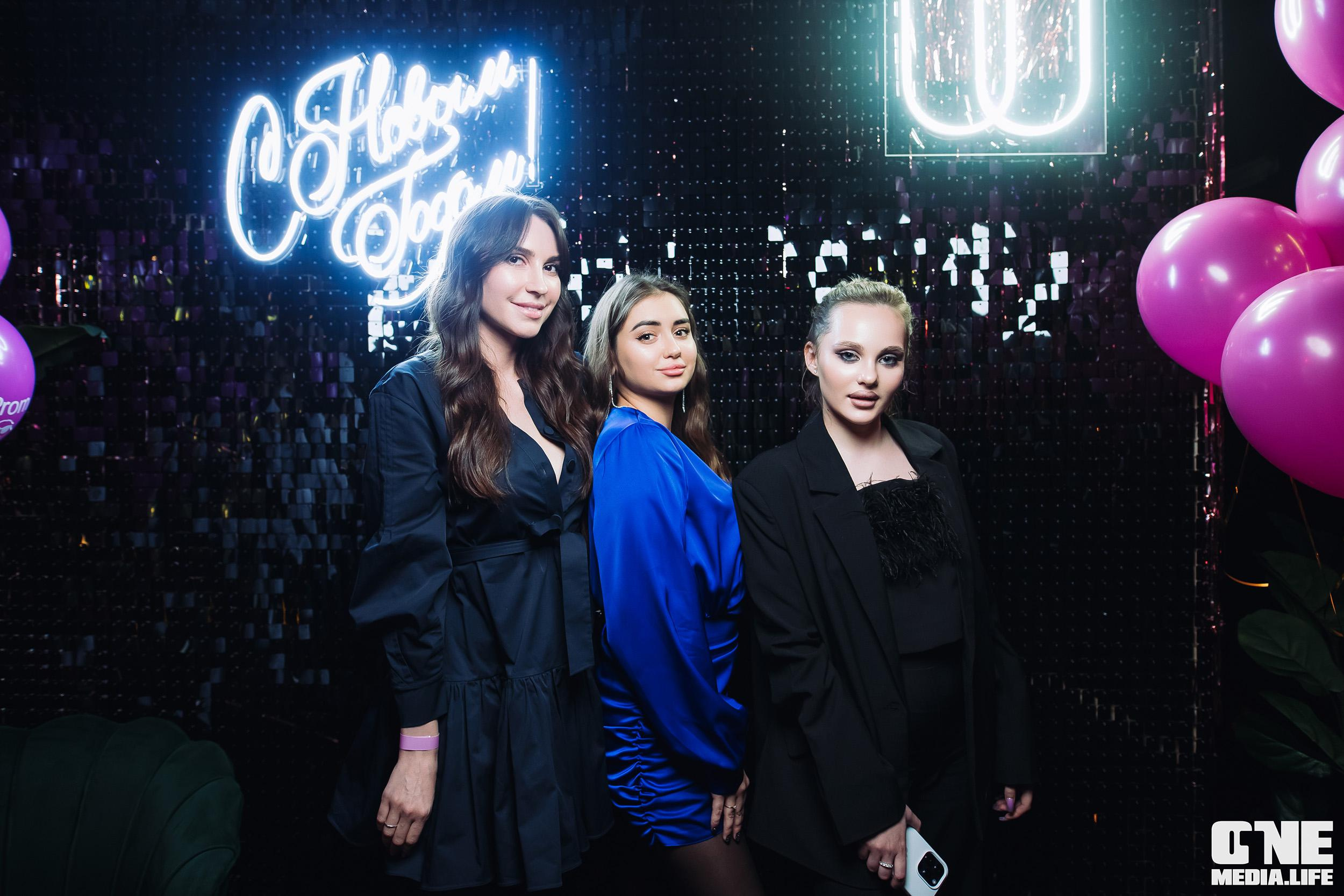 Фоторепортаж из DoubleU. One Media Life: фоторепортажи, фотоотчеты с мероприятий и заведений