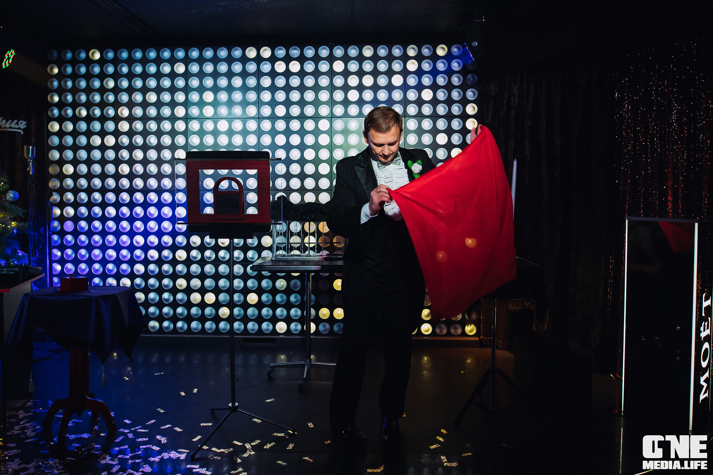 Фоторепортаж из караоке-клуба Эйфория. One Media Life: фоторепортажи, фотоотчеты с мероприятий и заведений