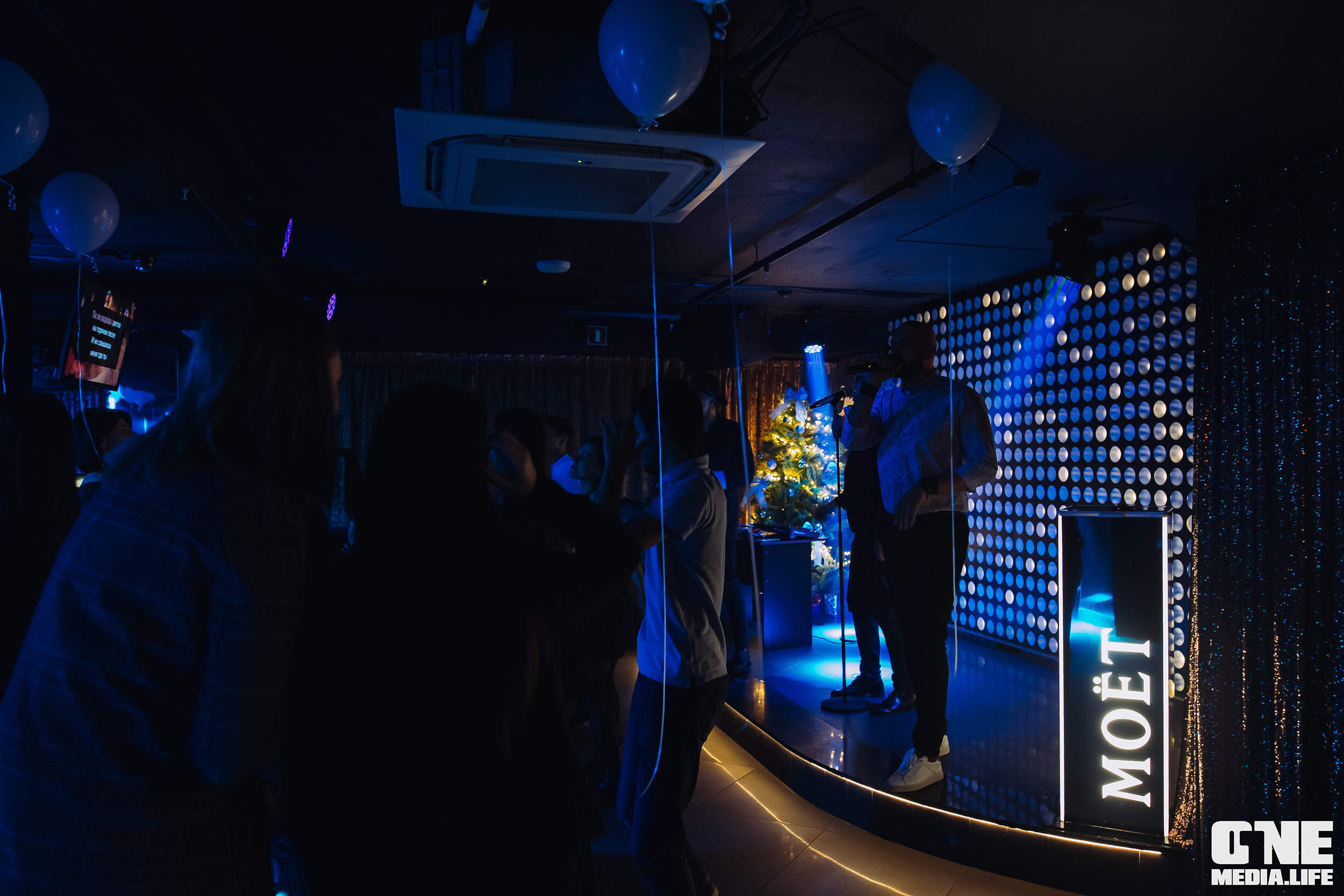 Фоторепортаж из караоке-клуба Эйфория. One Media Life: фоторепортажи, фотоотчеты с мероприятий и заведений