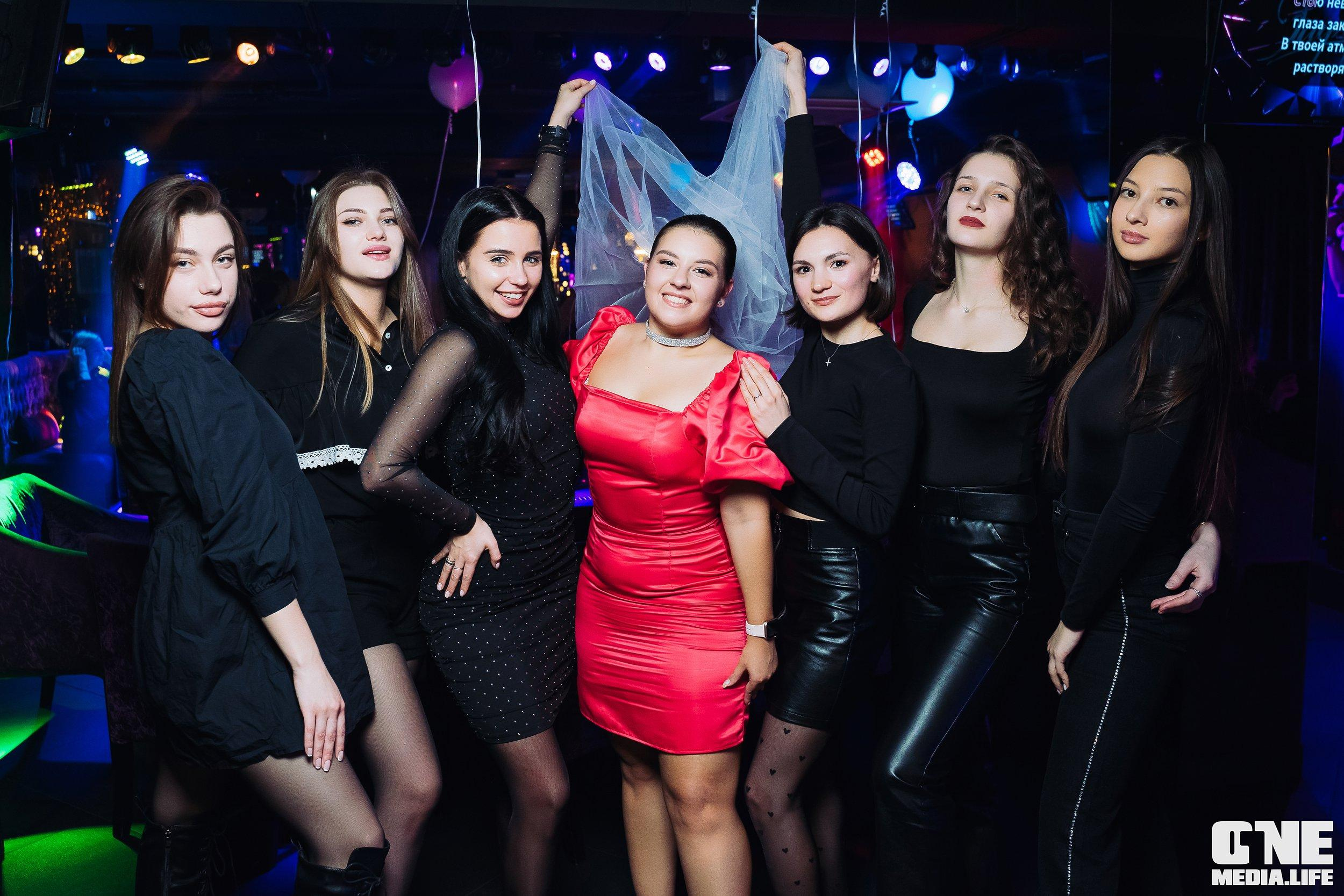 Фоторепортаж из караоке-клуба Эйфория. One Media Life: фоторепортажи, фотоотчеты с мероприятий и заведений