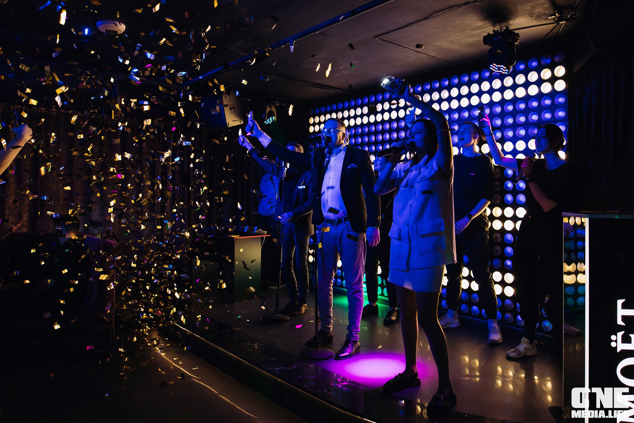 Фоторепортаж из караоке-клуба Эйфория. One Media Life: фоторепортажи, фотоотчеты с мероприятий и заведений