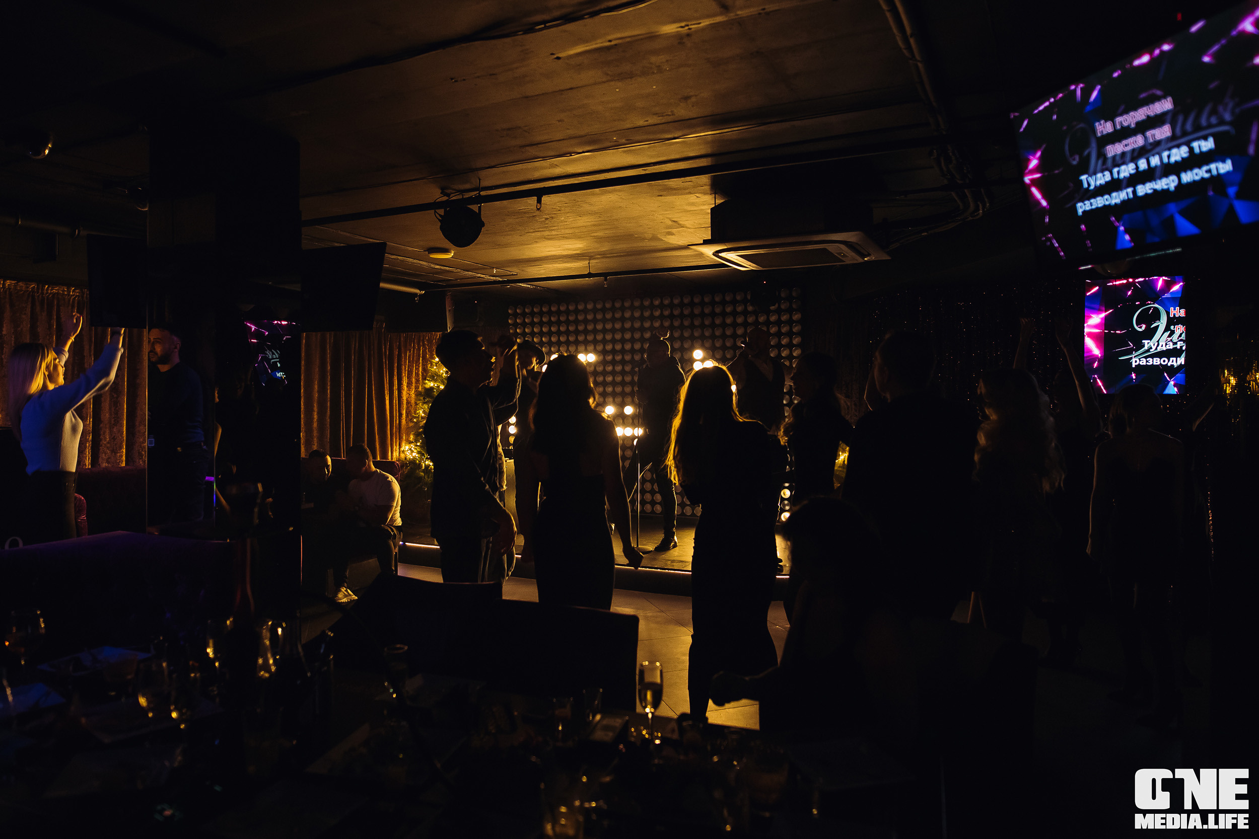 Фоторепортаж из караоке-клуба Эйфория. One Media Life: фоторепортажи, фотоотчеты с мероприятий и заведений