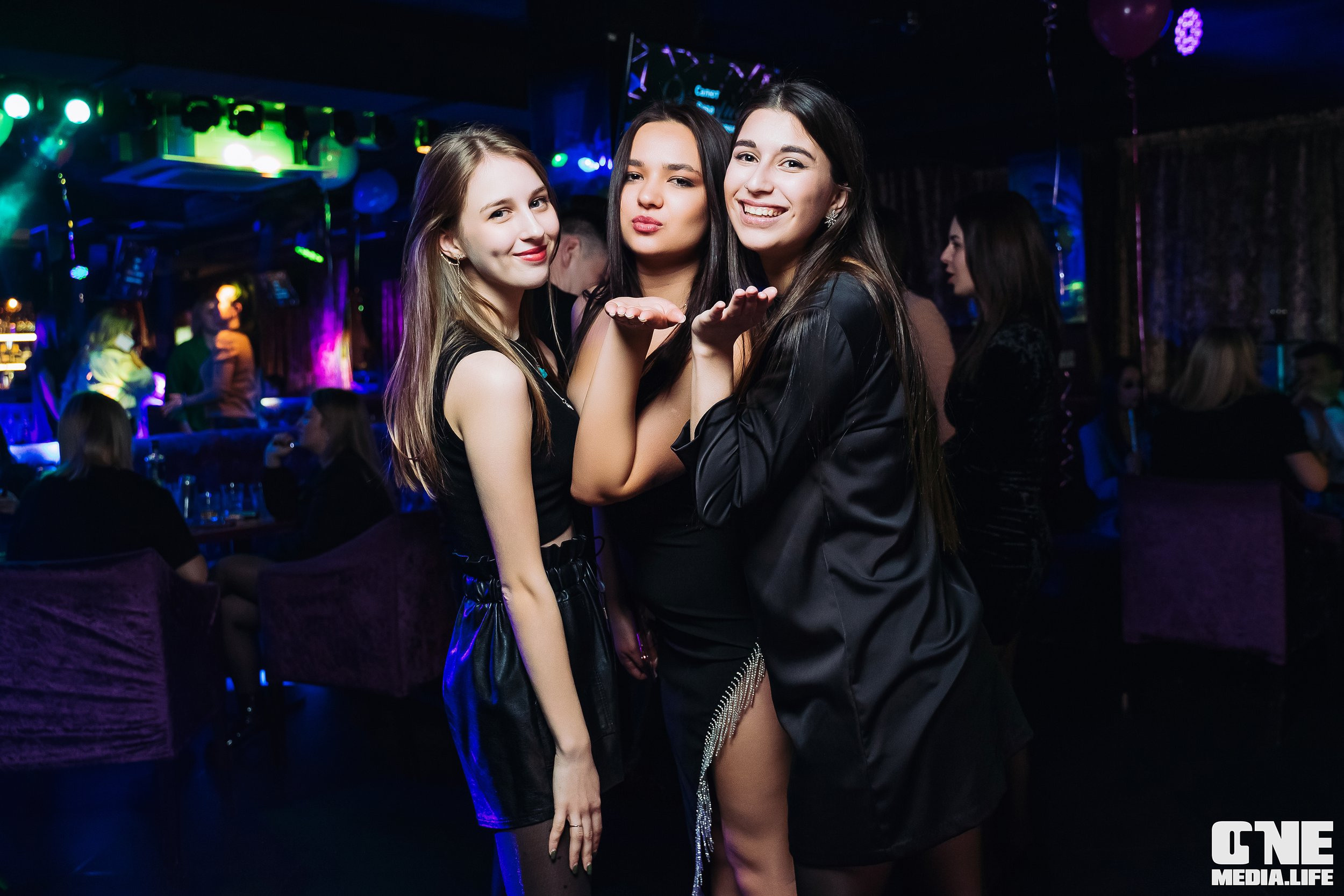 Фоторепортаж из караоке-клуба Эйфория. One Media Life: фоторепортажи, фотоотчеты с мероприятий и заведений