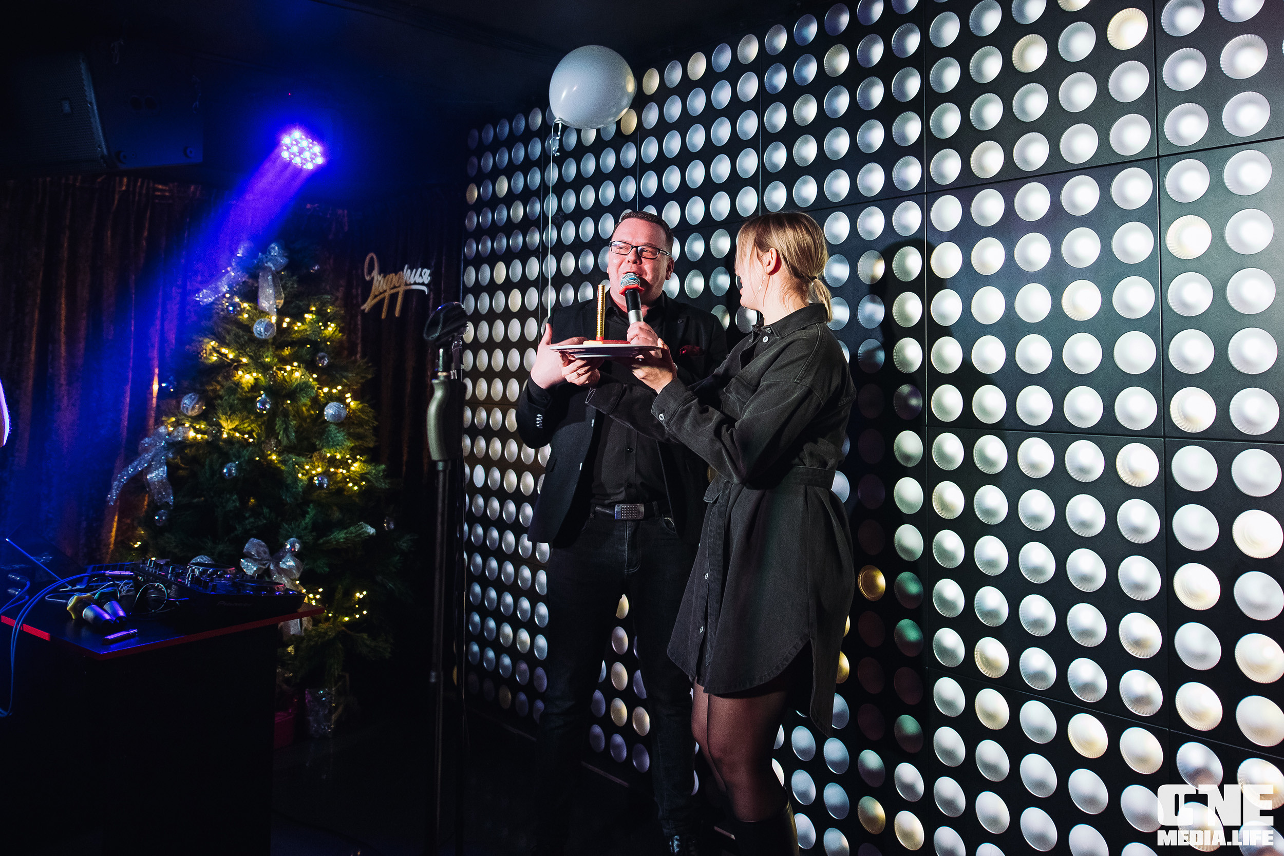 Фоторепортаж из караоке-клуба Эйфория. One Media Life: фоторепортажи, фотоотчеты с мероприятий и заведений