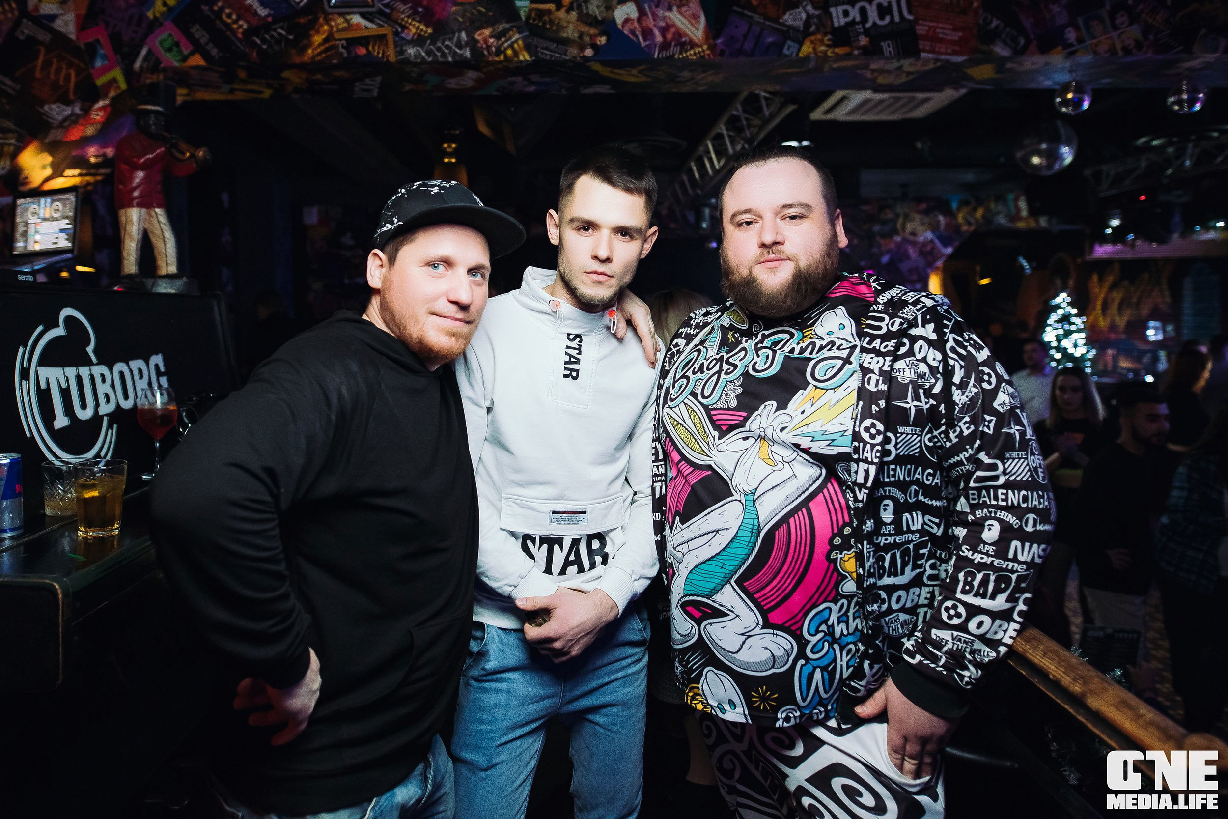 Фоторепортаж из бара XxxX. One Media Life: фоторепортажи, фотоотчеты с мероприятий и заведений
