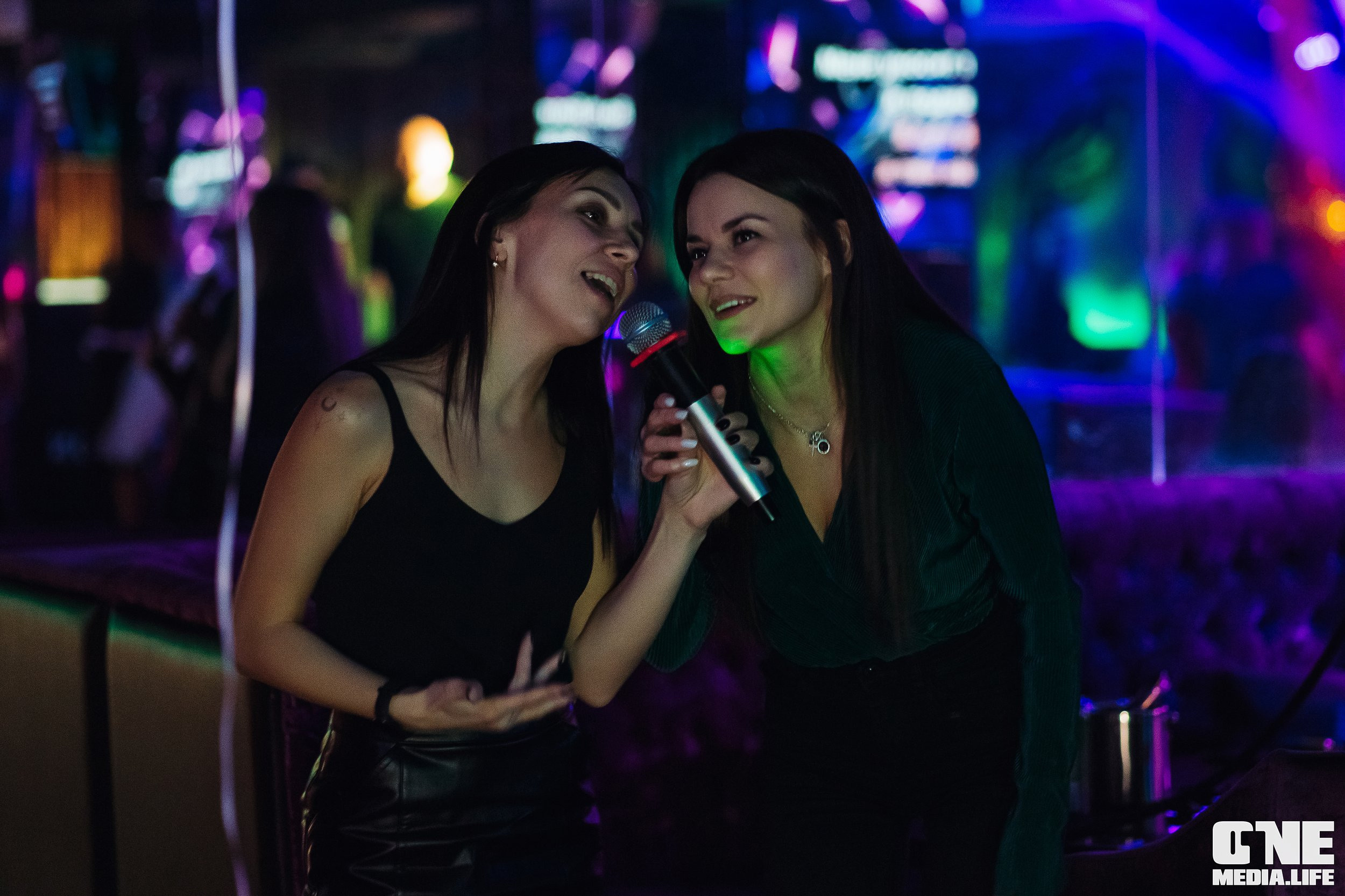 Фоторепортаж из караоке-клуба Эйфория. One Media Life: фоторепортажи, фотоотчеты с мероприятий и заведений