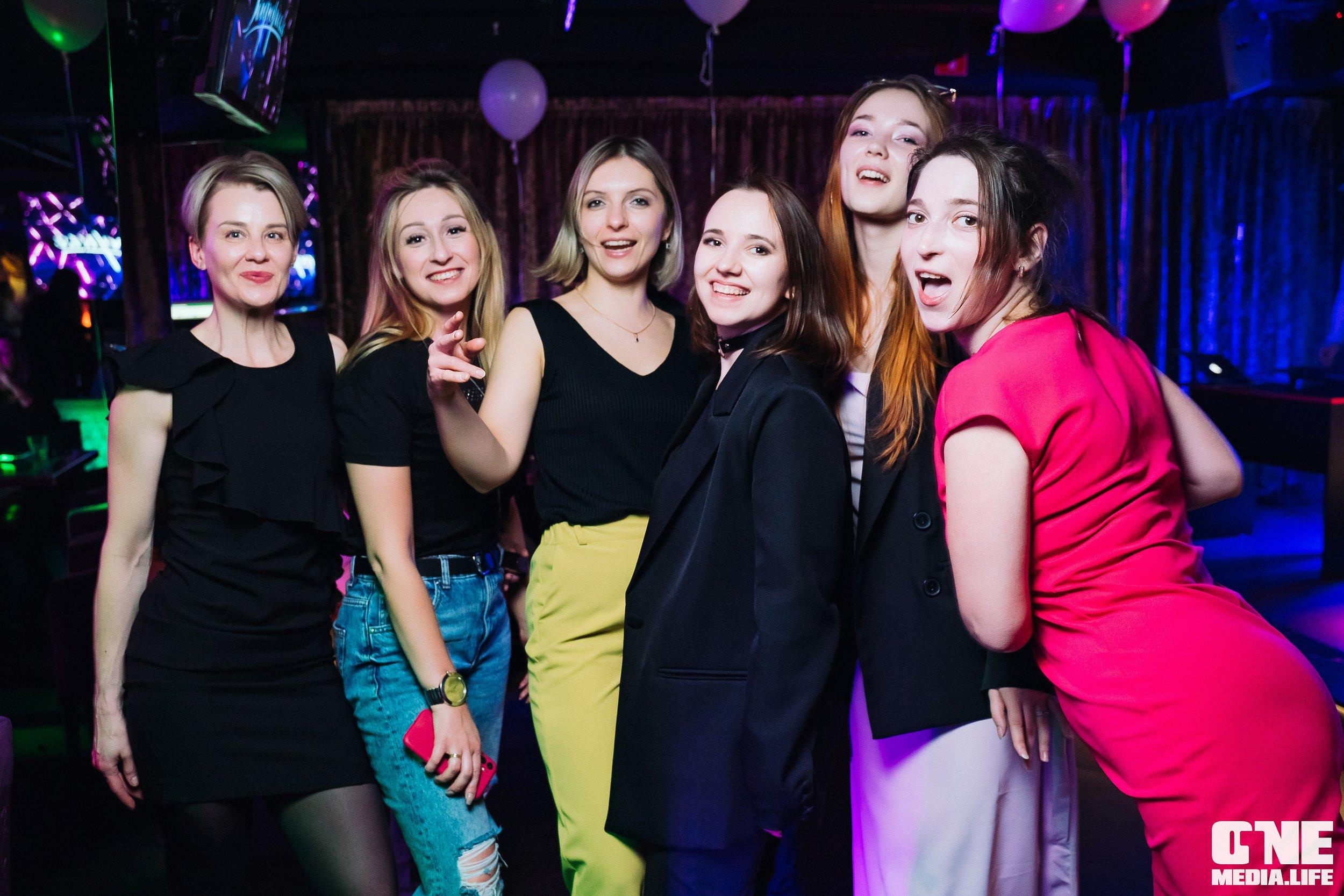 Фоторепортаж из караоке-клуба Эйфория. One Media Life: фоторепортажи, фотоотчеты с мероприятий и заведений
