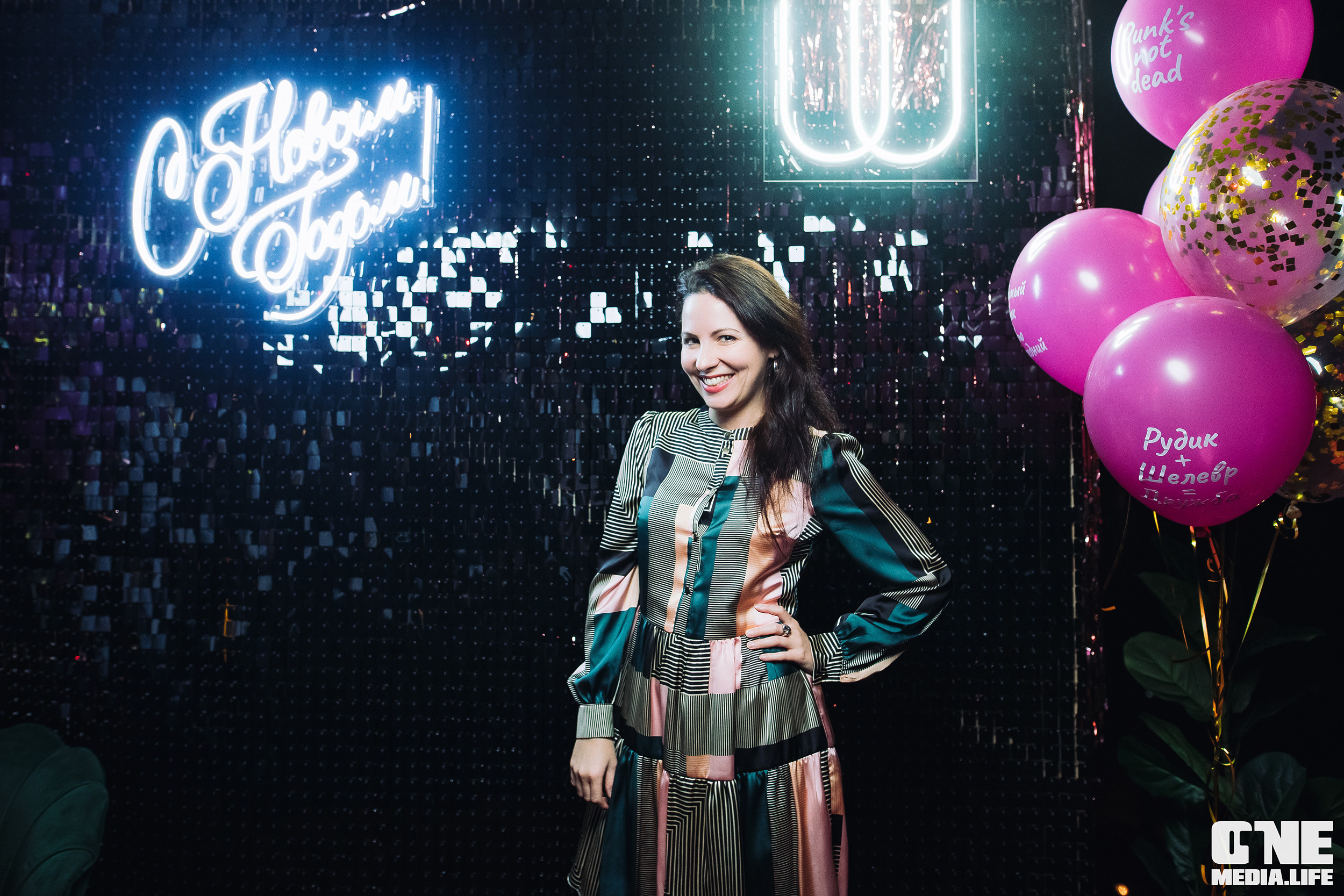 Фоторепортаж из DoubleU. One Media Life: фоторепортажи, фотоотчеты с мероприятий и заведений