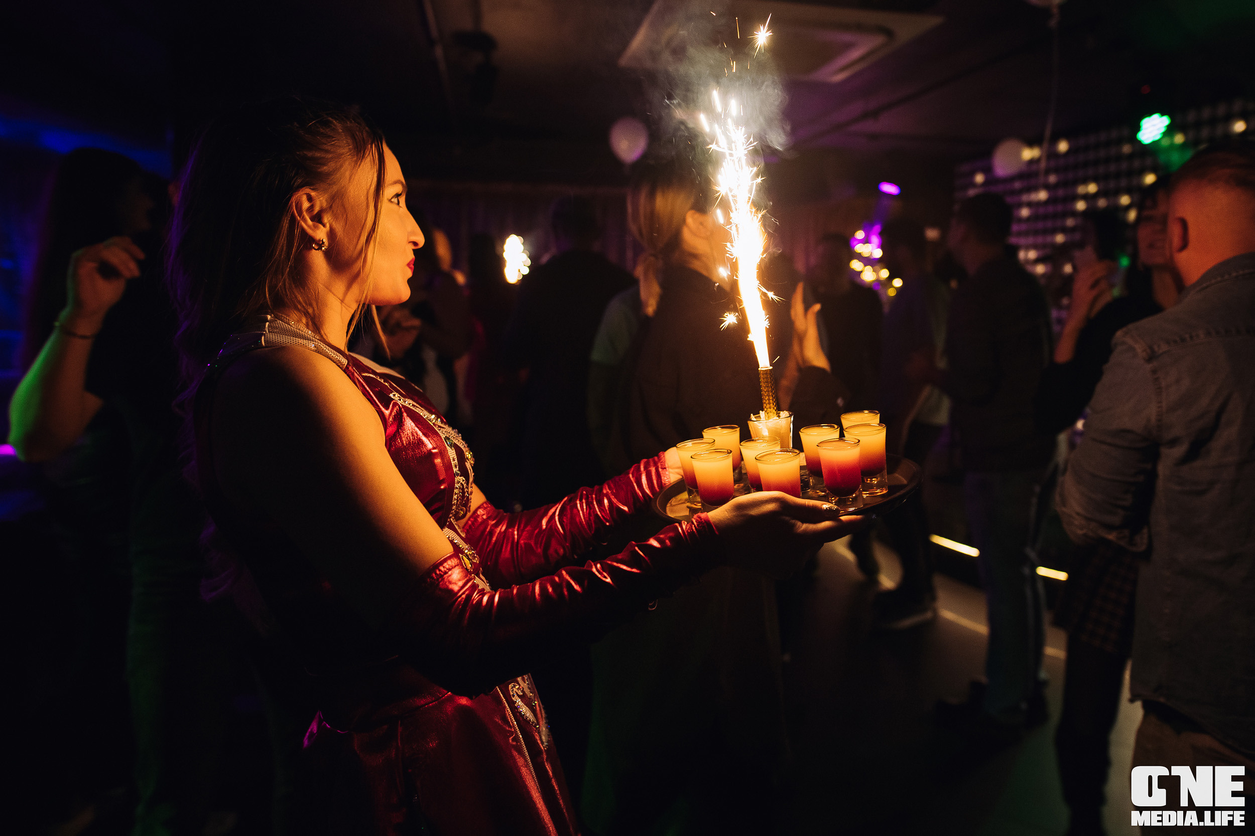 Фоторепортаж из караоке-клуба Эйфория. One Media Life: фоторепортажи, фотоотчеты с мероприятий и заведений