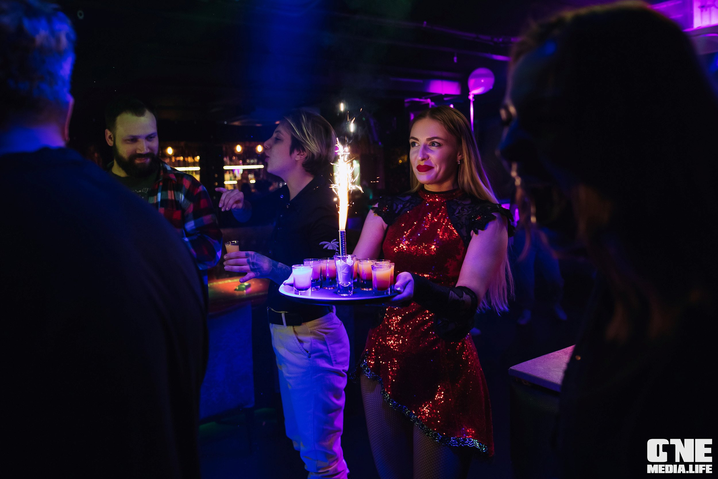 Фоторепортаж из караоке-клубе Эйфория. One Media Life: фоторепортажи, фотоотчеты с мероприятий и заведений