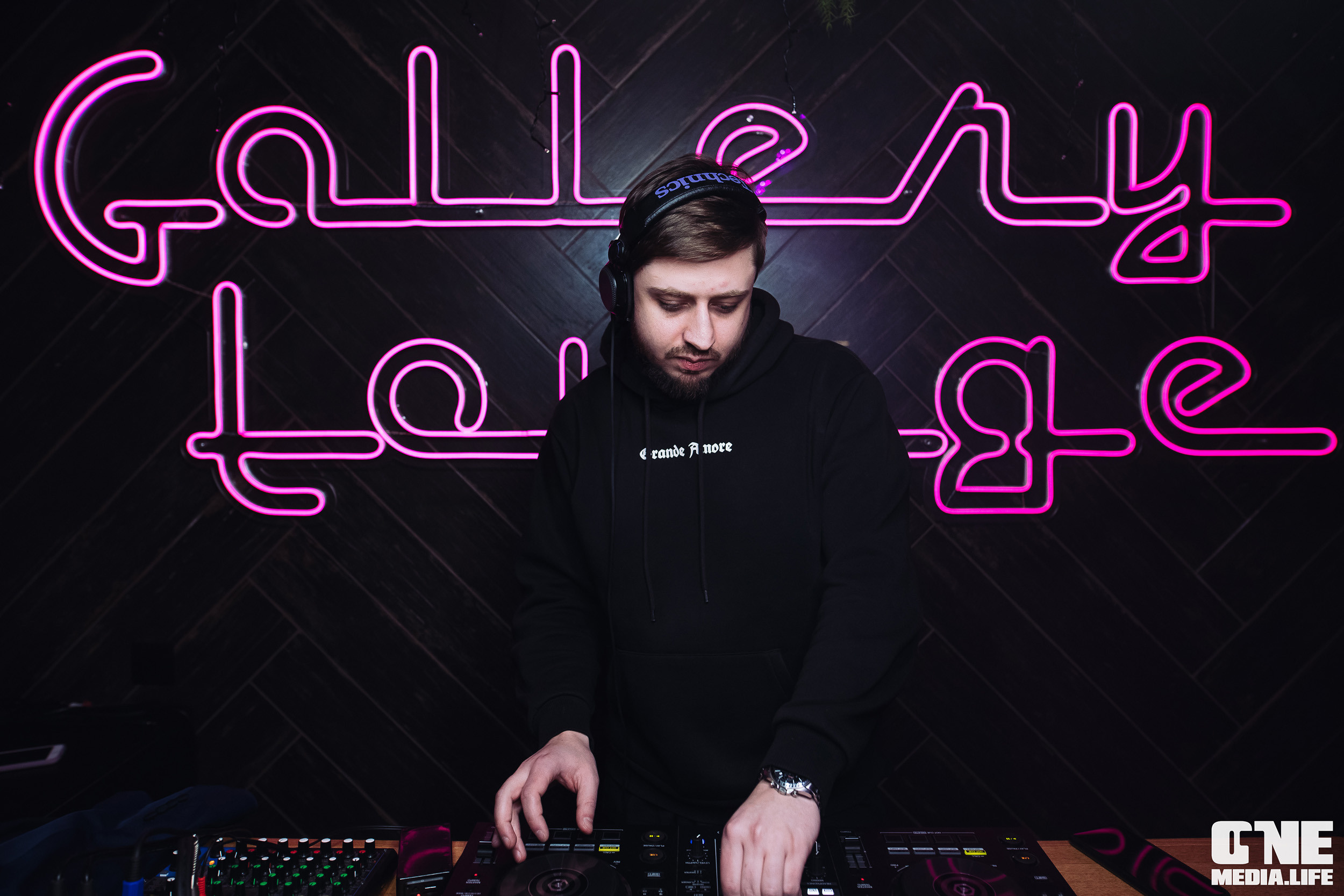 Фоторепортаж из арт-ресторана The Gallery. One Media Life: фоторепортажи, фотоотчеты с мероприятий и заведений