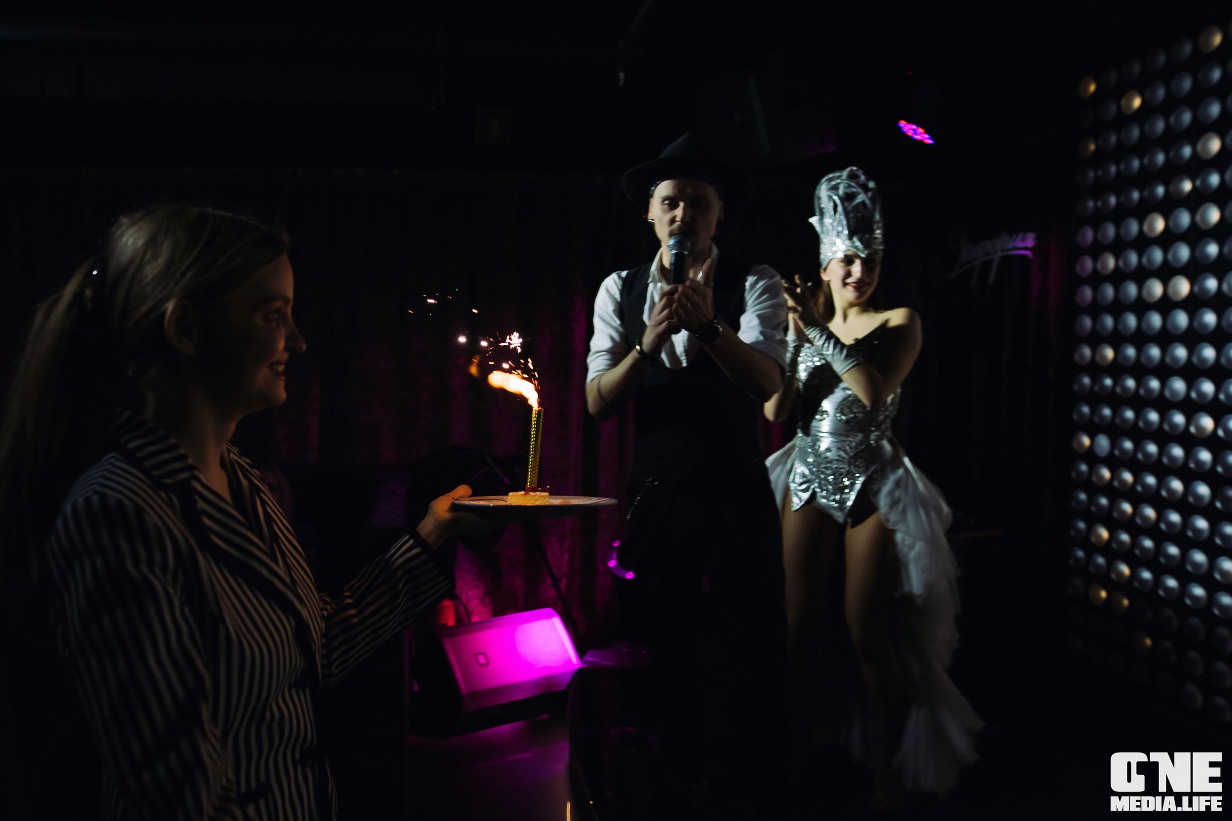 Фоторепортаж из караоке-клуба Эйфория. One Media Life: фоторепортажи, фотоотчеты с мероприятий и заведений