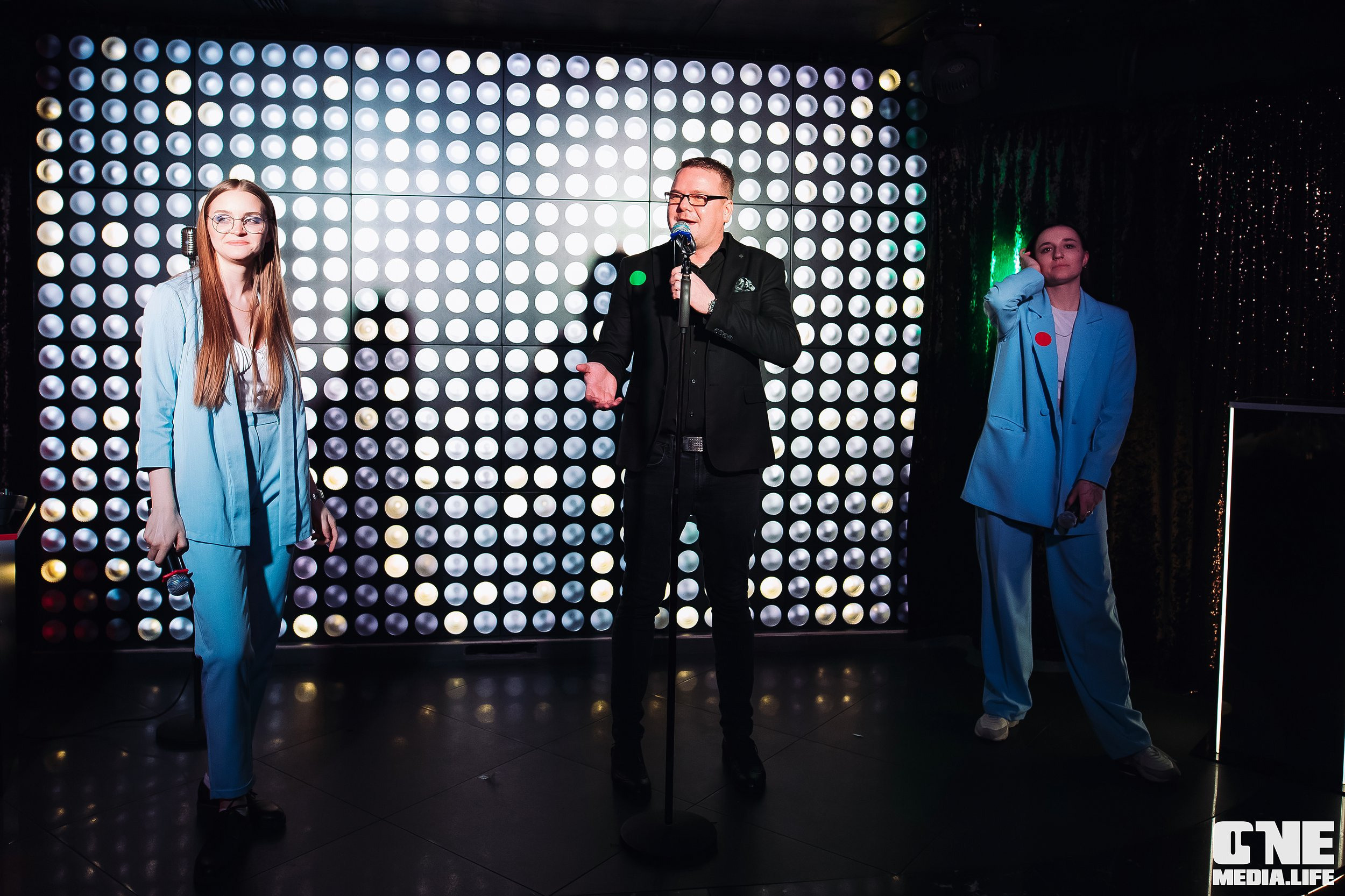 Фоторепортаж из караоке-клуба Эйфория. One Media Life: фоторепортажи, фотоотчеты с мероприятий и заведений