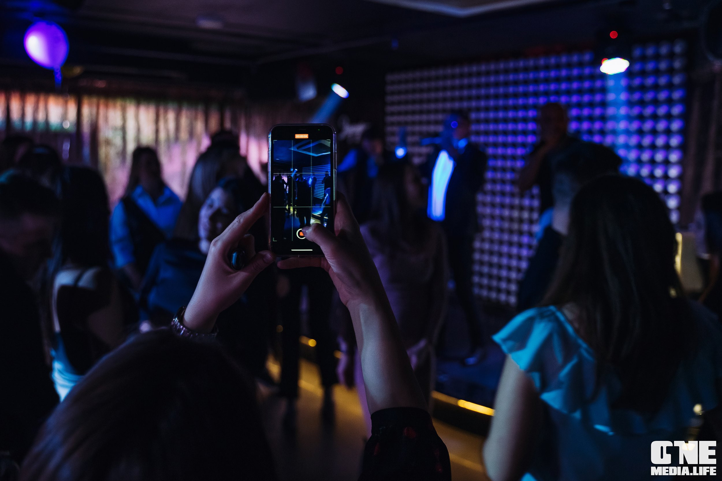 Фоторепортаж из караоке-клуба Эйфория. One Media Life: фоторепортажи, фотоотчеты с мероприятий и заведений