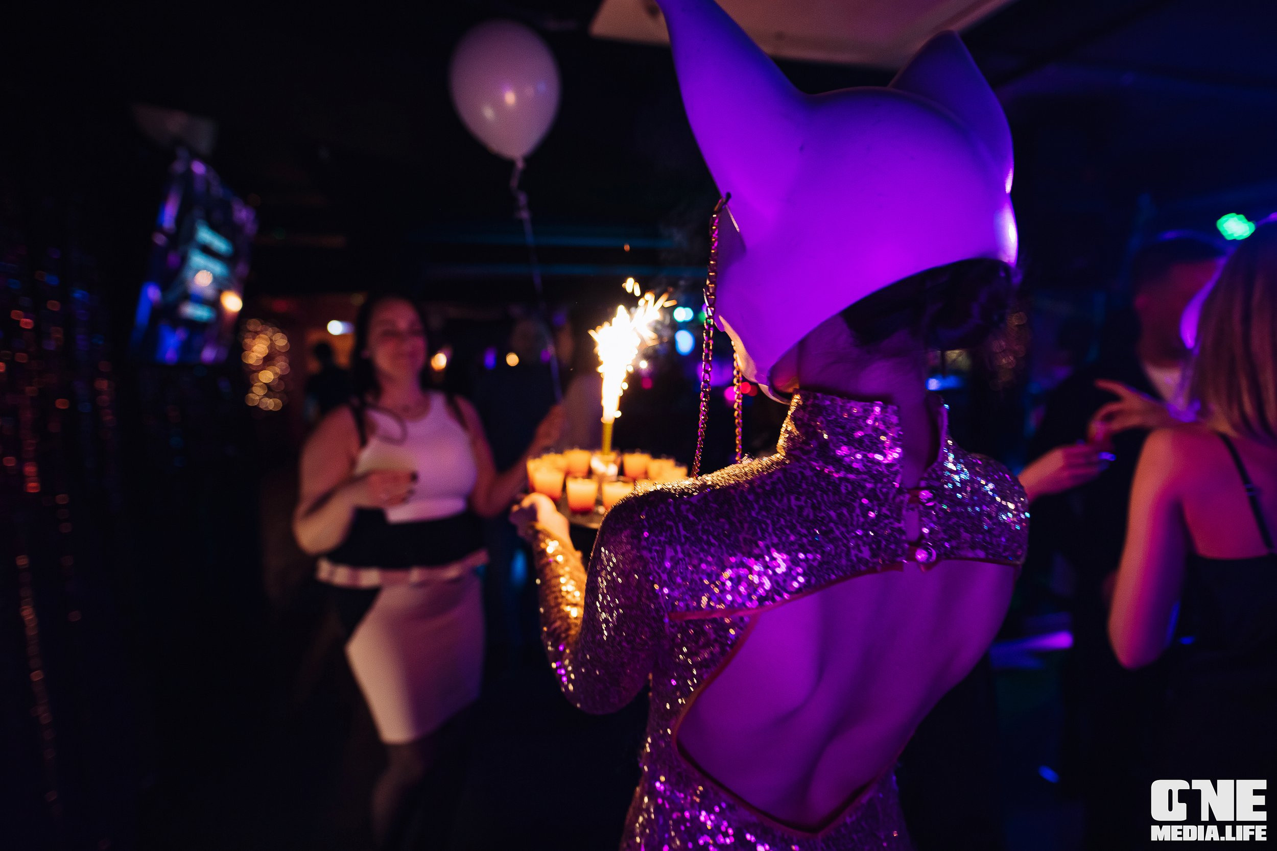 Фоторепортаж из караоке-клуба Эйфория. One Media Life: фоторепортажи, фотоотчеты с мероприятий и заведений