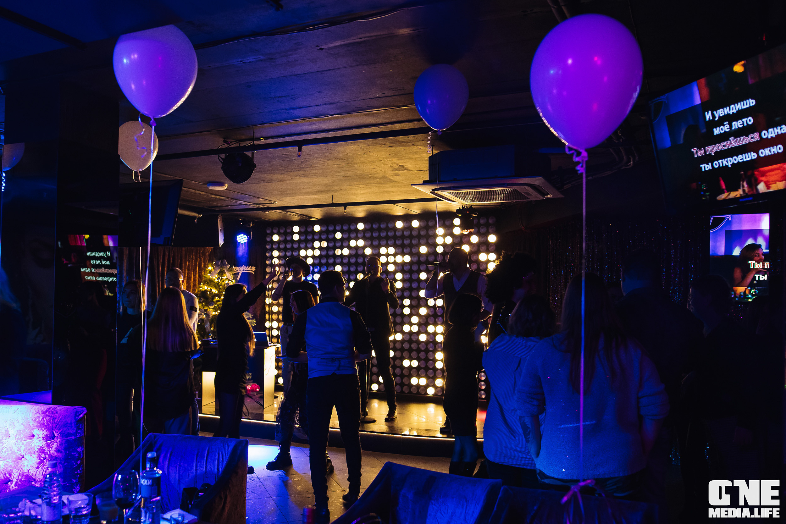 Фоторепортаж из караоке-клуба Эйфория. One Media Life: фоторепортажи, фотоотчеты с мероприятий и заведений