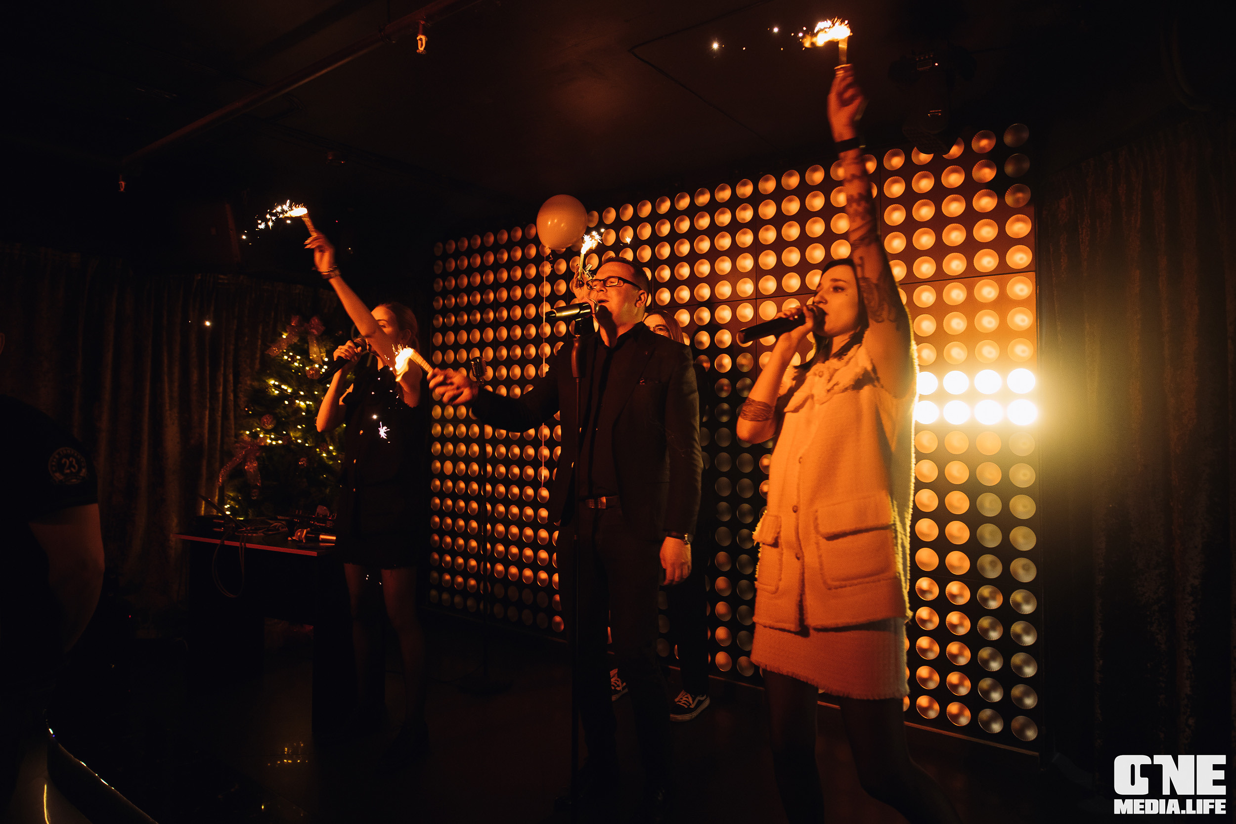 Фоторепортаж из караоке-клуба Эйфория. One Media Life: фоторепортажи, фотоотчеты с мероприятий и заведений