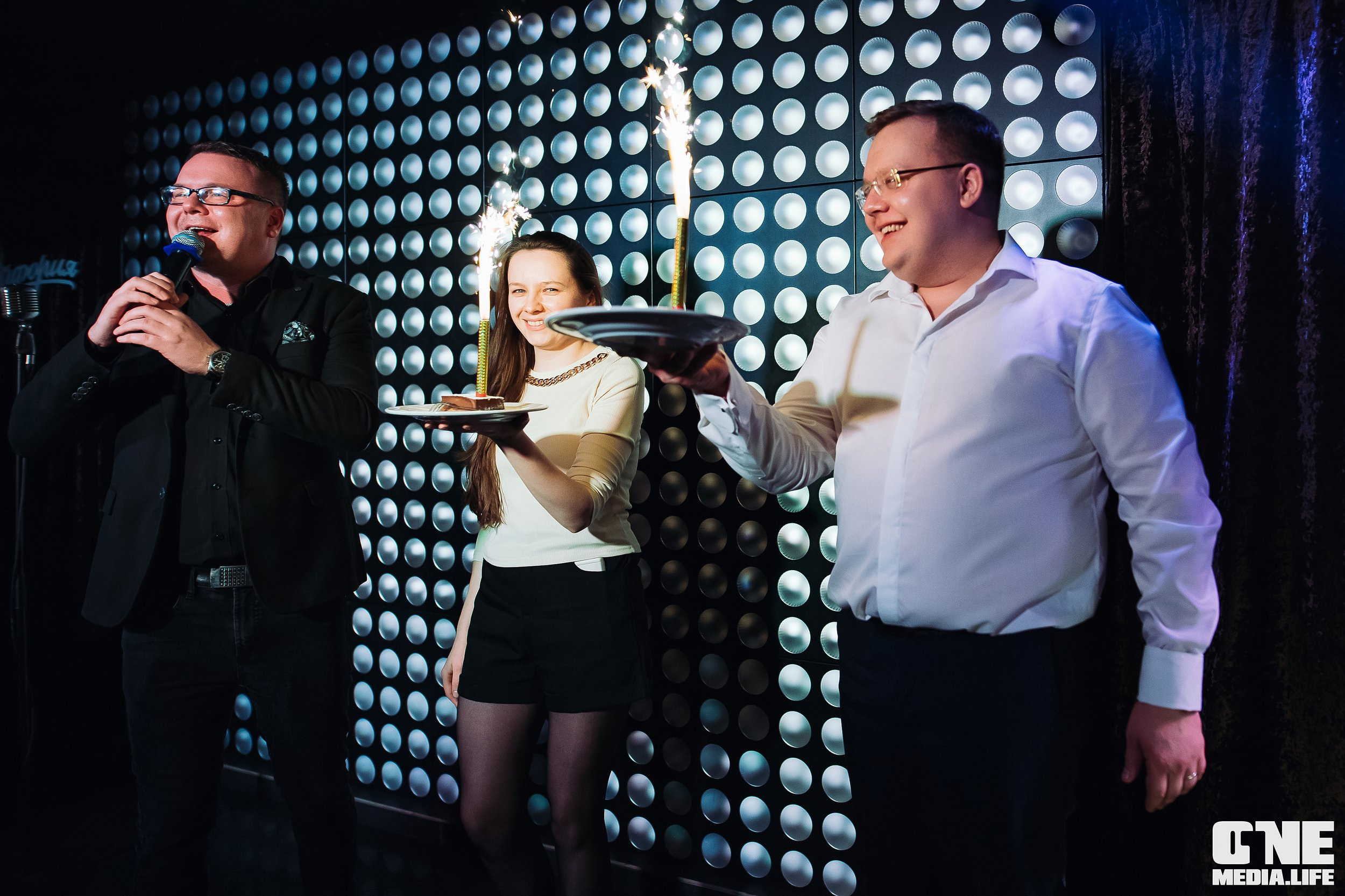 Фоторепортаж из караоке-клуба Эйфория. One Media Life: фоторепортажи, фотоотчеты с мероприятий и заведений