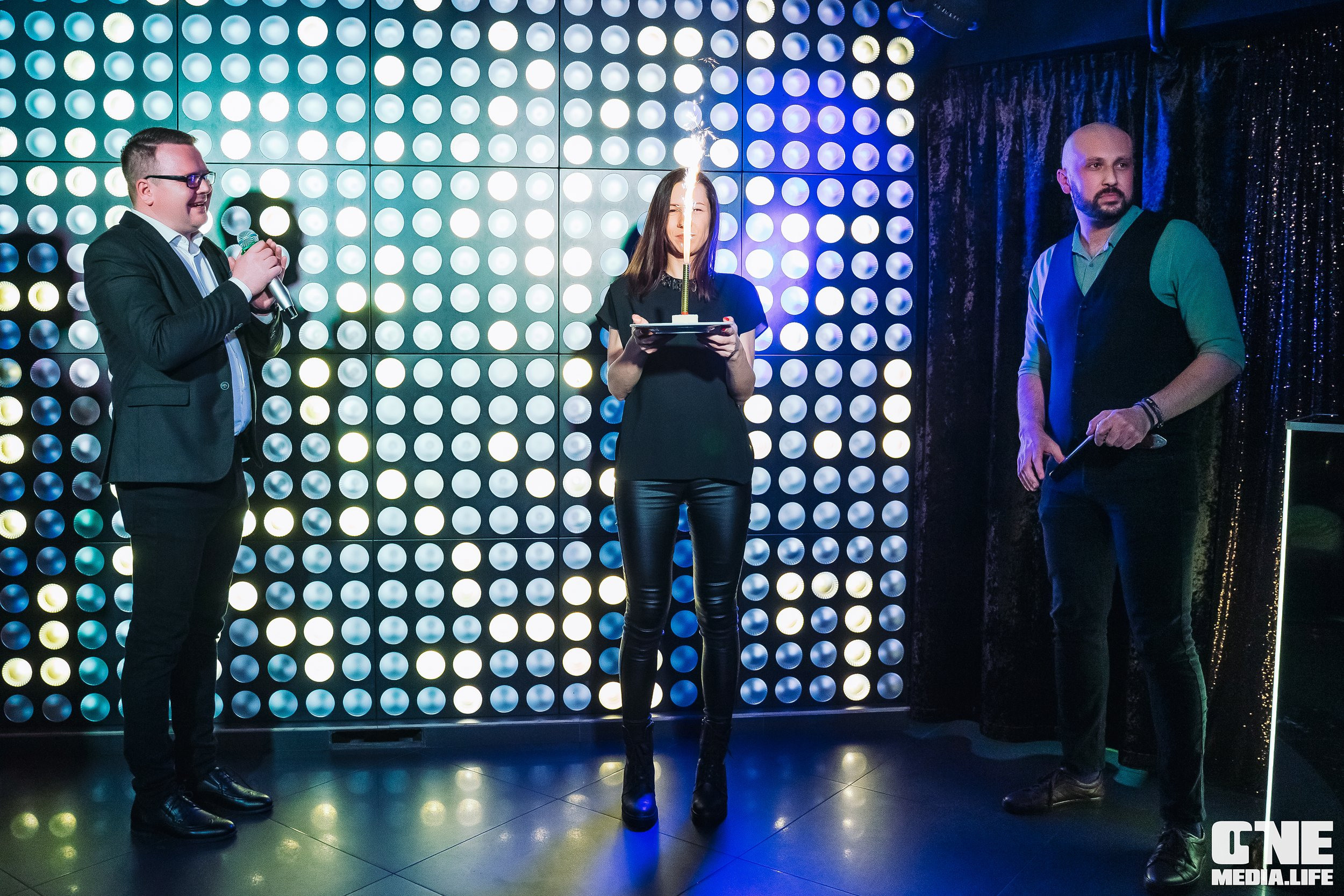 Фоторепортаж из караоке-клуба Эйфория. One Media Life: фоторепортажи, фотоотчеты с мероприятий и заведений