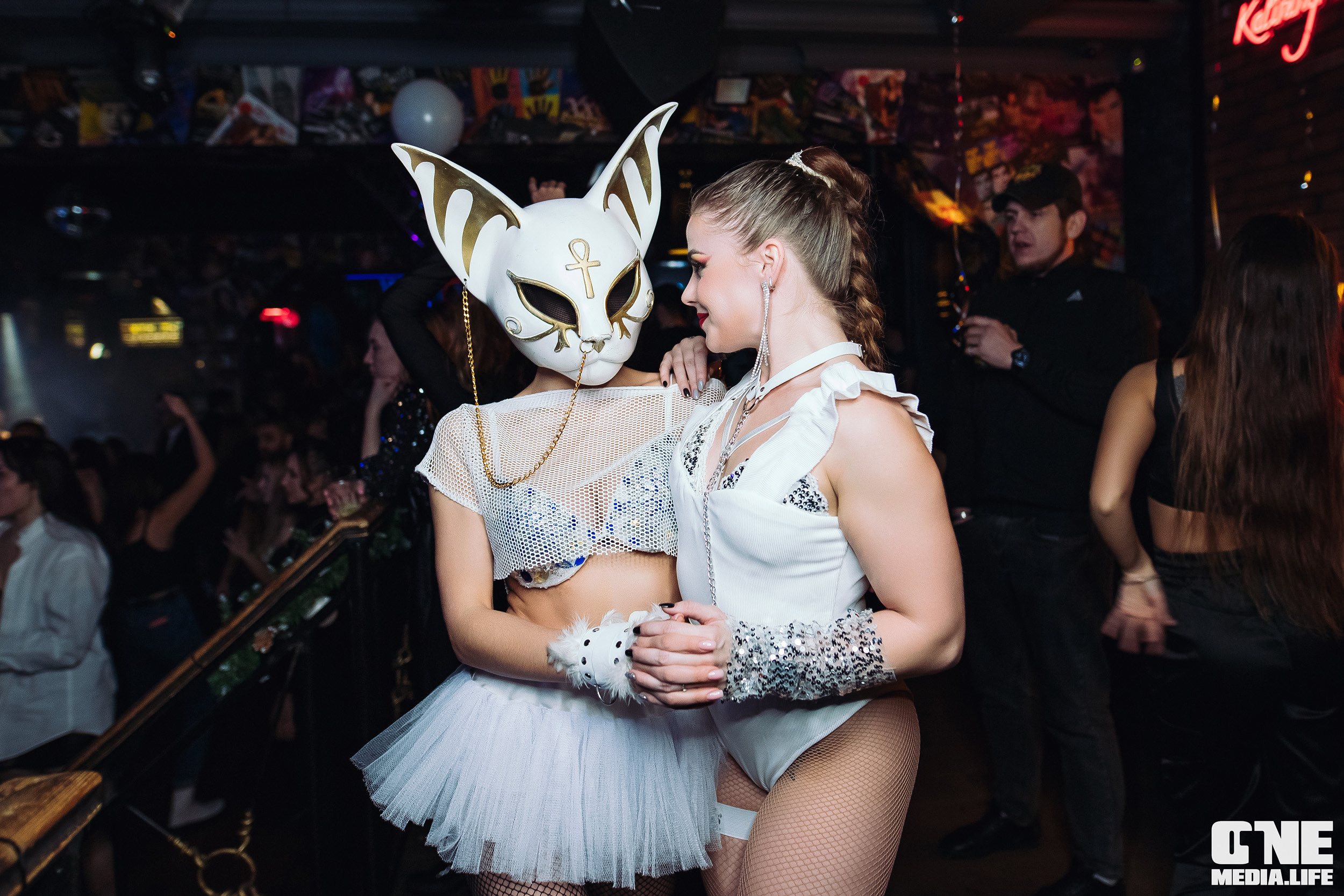 Фоторепортаж из экстрим бара XxxX. One Media Life: фоторепортажи, фотоотчеты с мероприятий и заведений