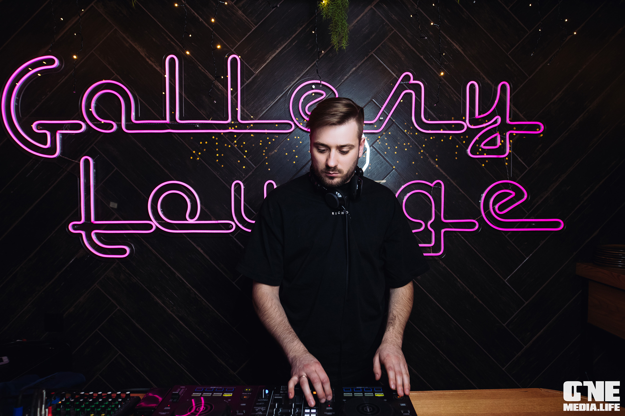 Фоторепортаж из арт-ресторана The Gallery. One Media Life: фоторепортажи, фотоотчеты с мероприятий и заведений