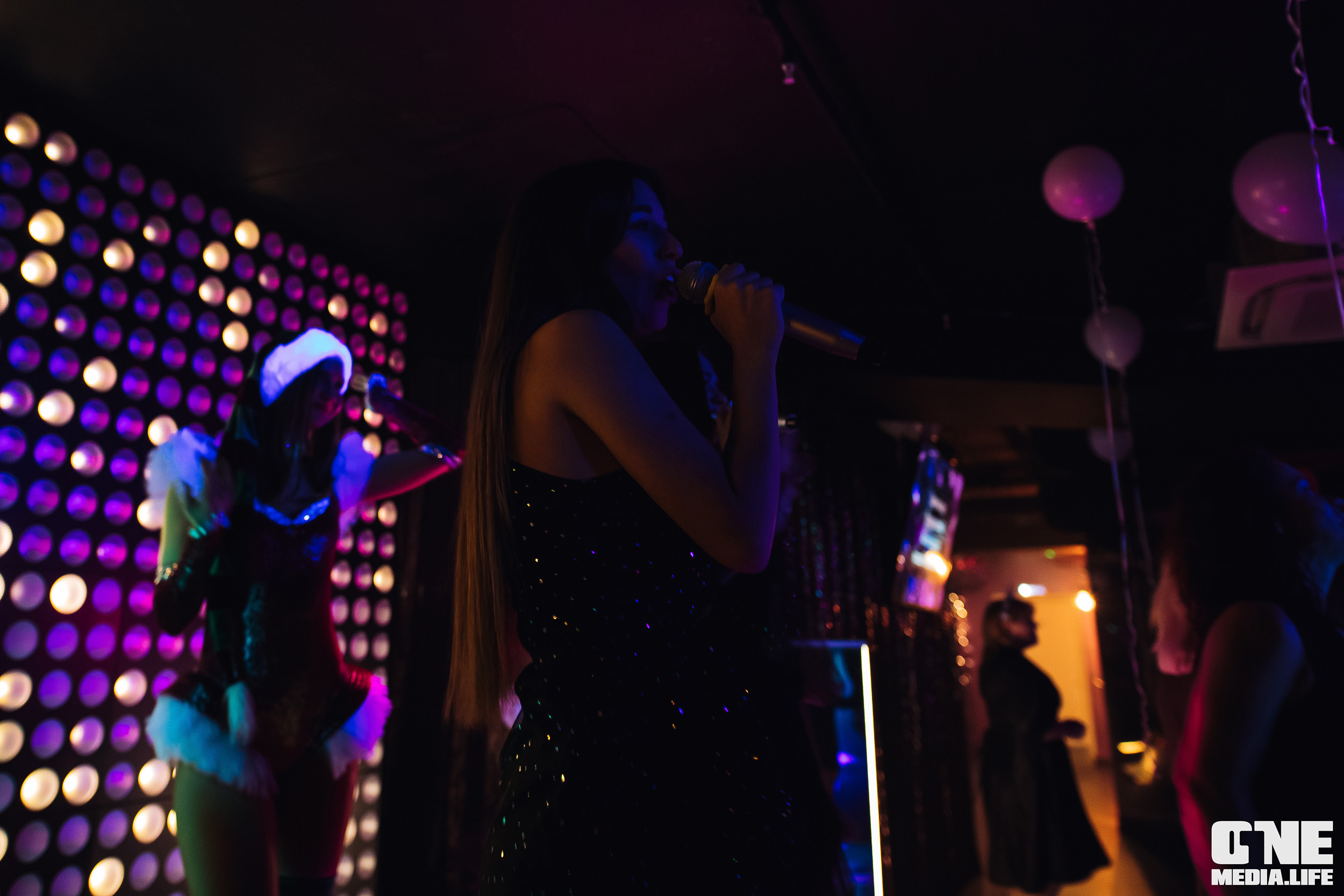 Фоторепортаж из караоке-клуба Эйфория. One Media Life: фоторепортажи, фотоотчеты с мероприятий и заведений