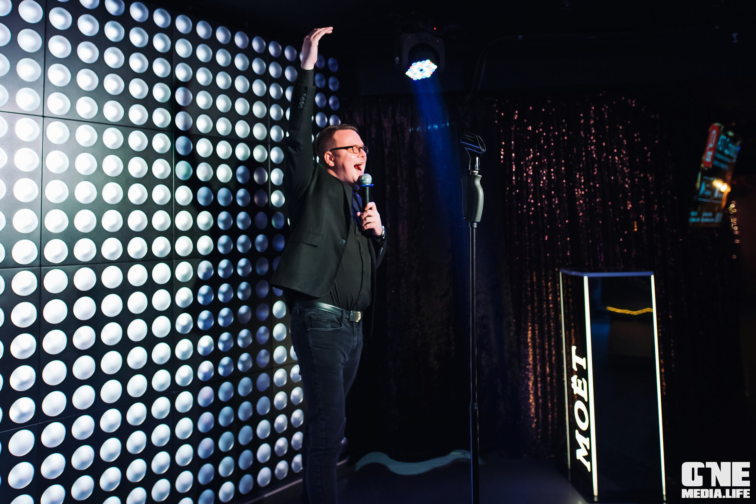 Фоторепортаж из караоке-клуба Эйфория. One Media Life: фоторепортажи, фотоотчеты с мероприятий и заведений