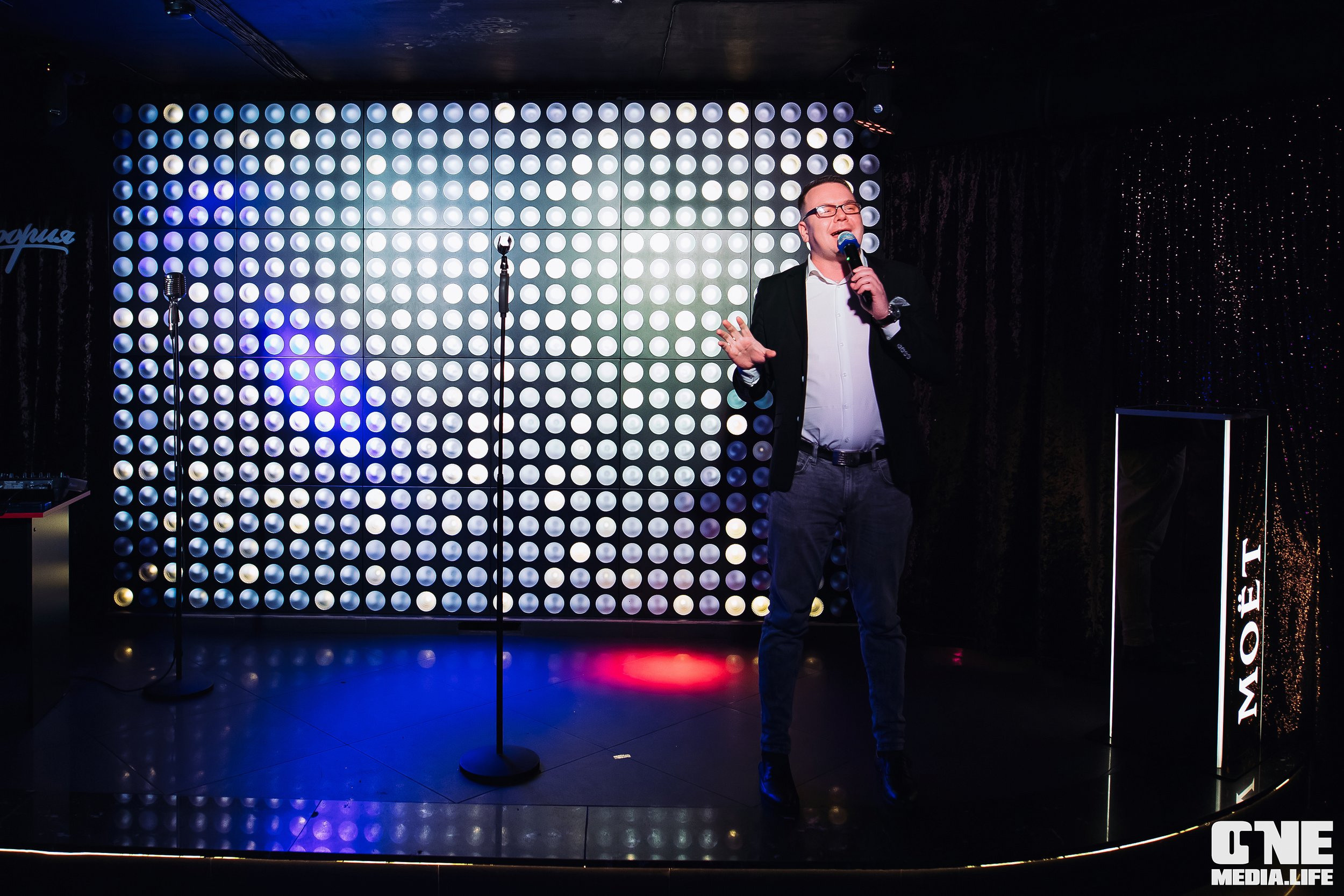 Фоторепортаж из караоке-клуба Эйфория. One Media Life: фоторепортажи, фотоотчеты с мероприятий и заведений