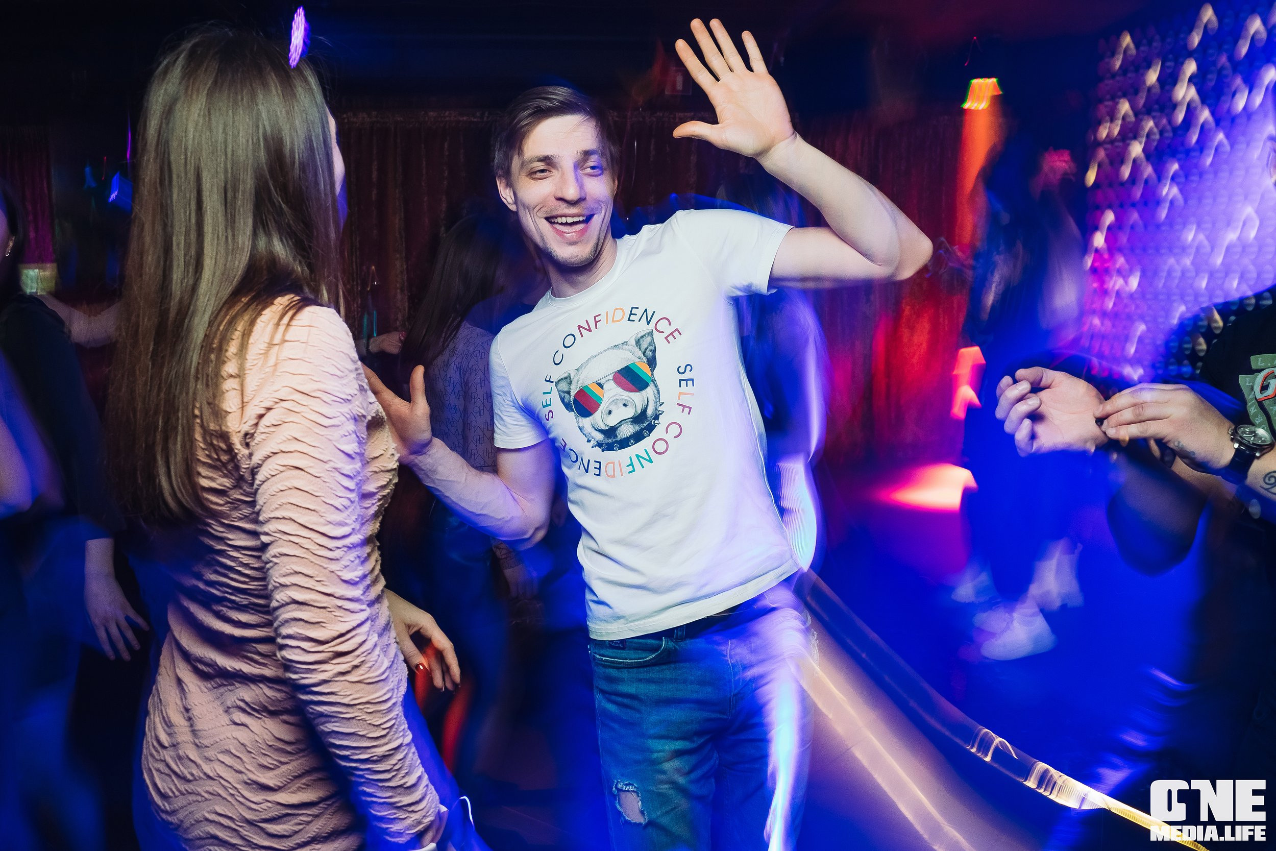 Фоторепортаж из караоке-клуба Эйфория. One Media Life: фоторепортажи, фотоотчеты с мероприятий и заведений