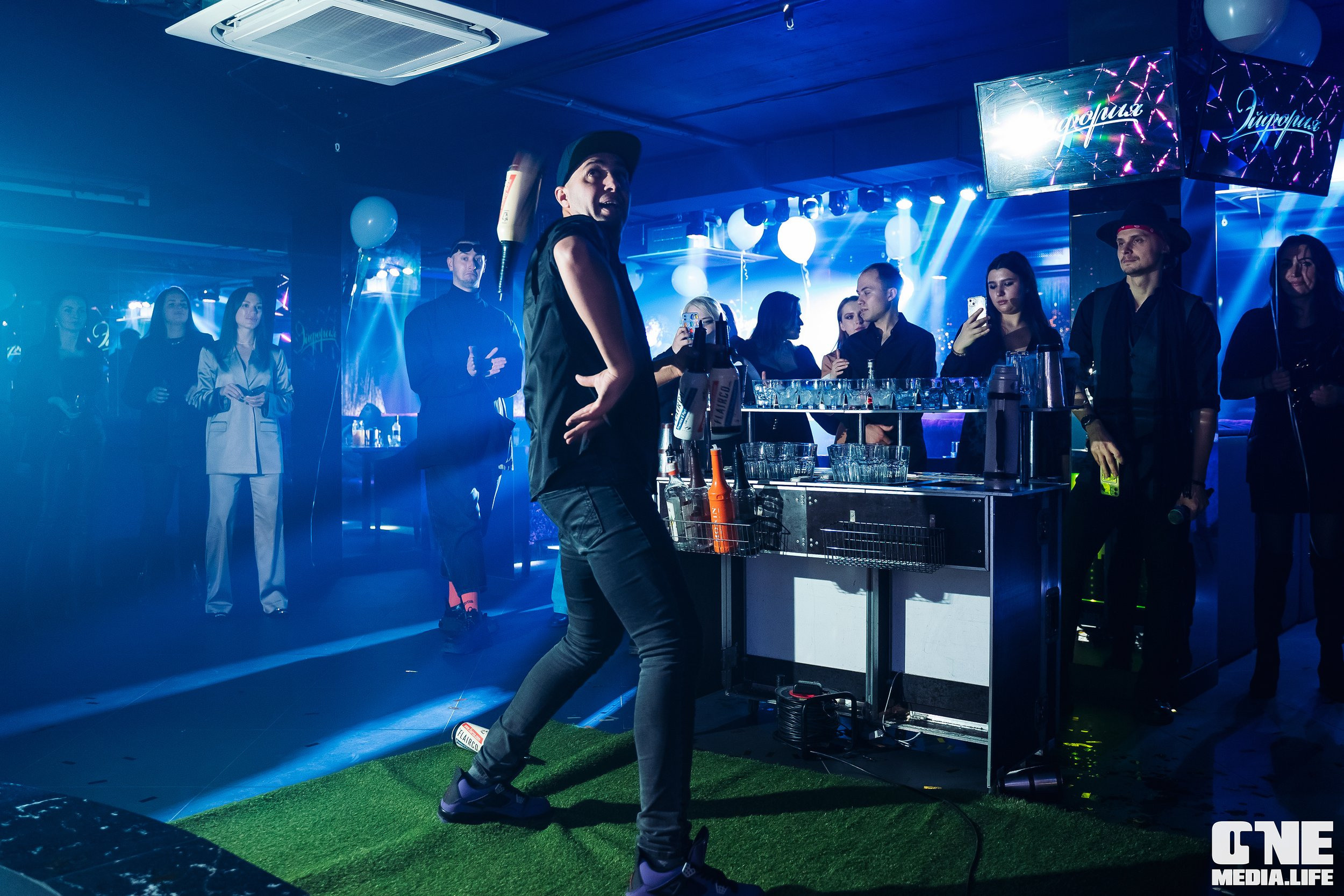 Фоторепортаж из караоке-клуба Эйфория. One Media Life: фоторепортажи, фотоотчеты с мероприятий и заведений