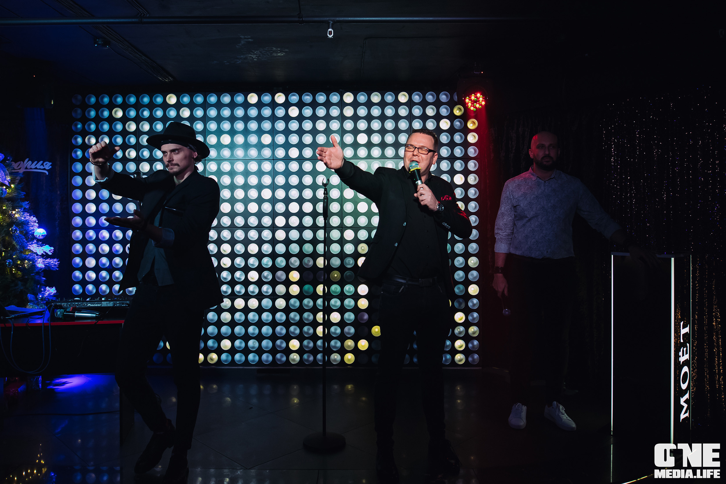Фоторепортаж из караоке-клуба Эйфория. One Media Life: фоторепортажи, фотоотчеты с мероприятий и заведений